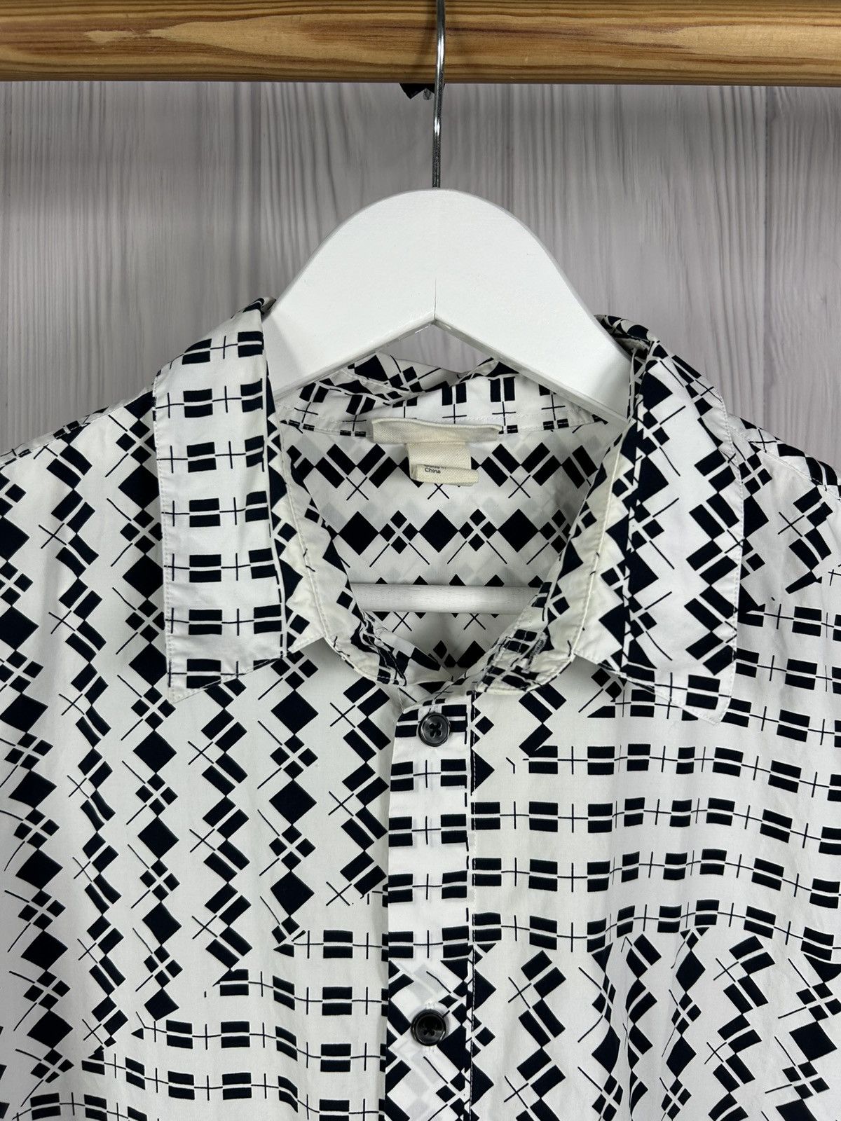 Marni MARNI H&M Art Geometric Designer Shirt Size XL Size US XL / EU 56 / 4 - 5 Thumbnail