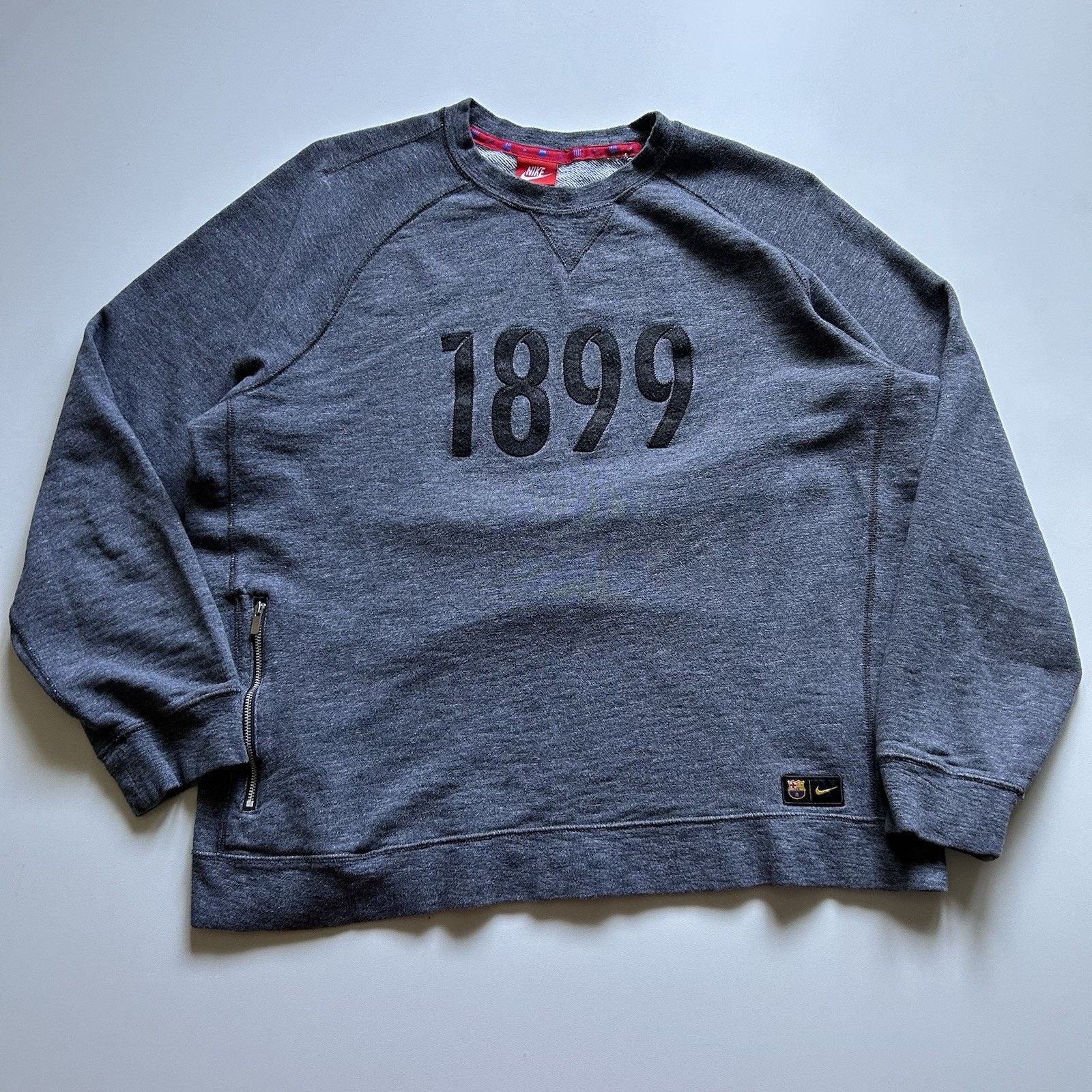 FC Barcelona Nike Sweatshirt XL Boxy Gray Crewneck Swoosh