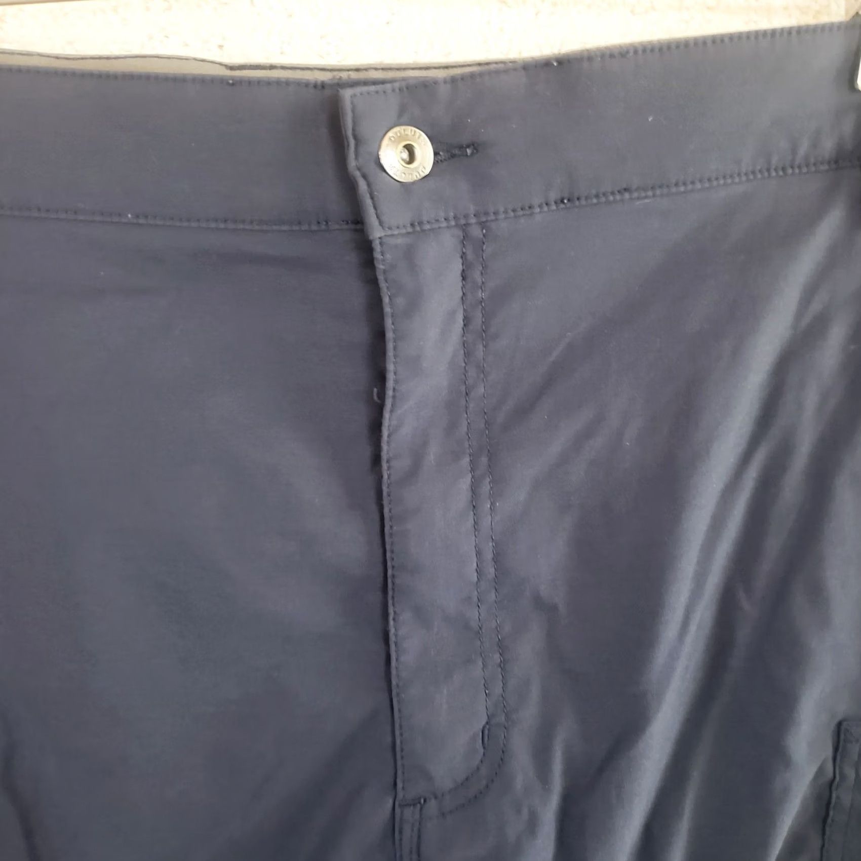 Vintage Duluth Trading Cargo Shorts Men's Navy Blue Nylon Spandex Dry on the Fly 46"x9" Casual Workwear Outdoor Size US 30 / EU 46 - 4 Thumbnail