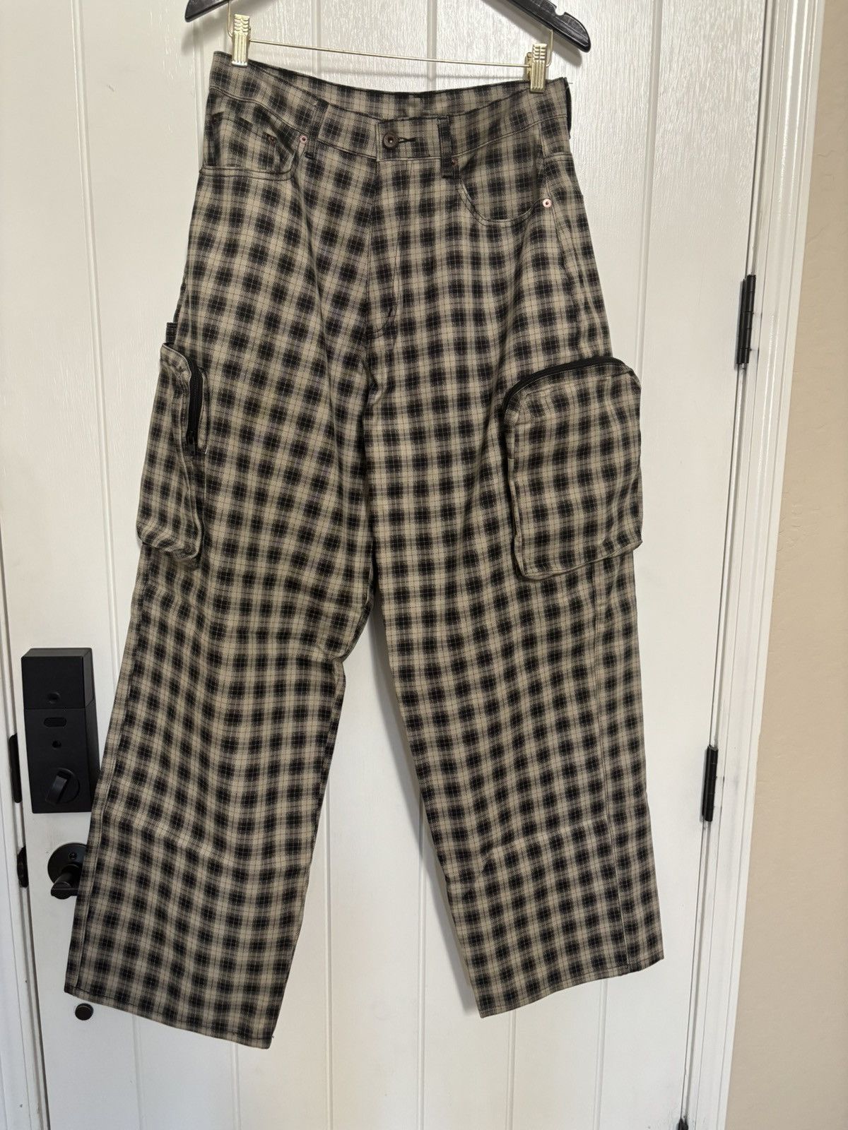 The GV Gallery GV GALLERY PLAID CARGO PANTS Size US 32 / EU 48 - 1 Thumbnail