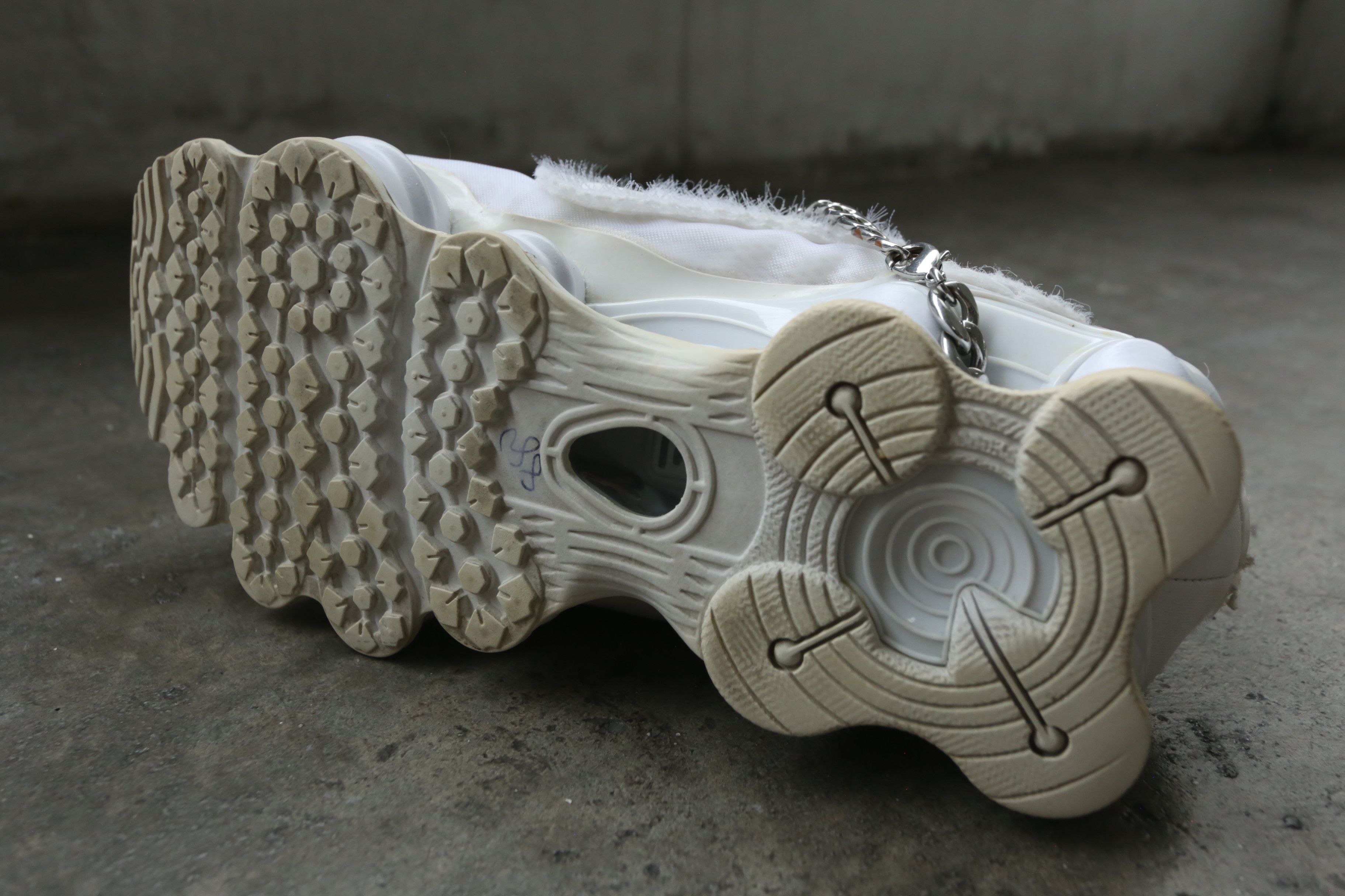 Comme des Garcons × Nike Nike - CDG - S/S 19 - Shox TL Size US 5.5 / EU 38 - 8 Thumbnail