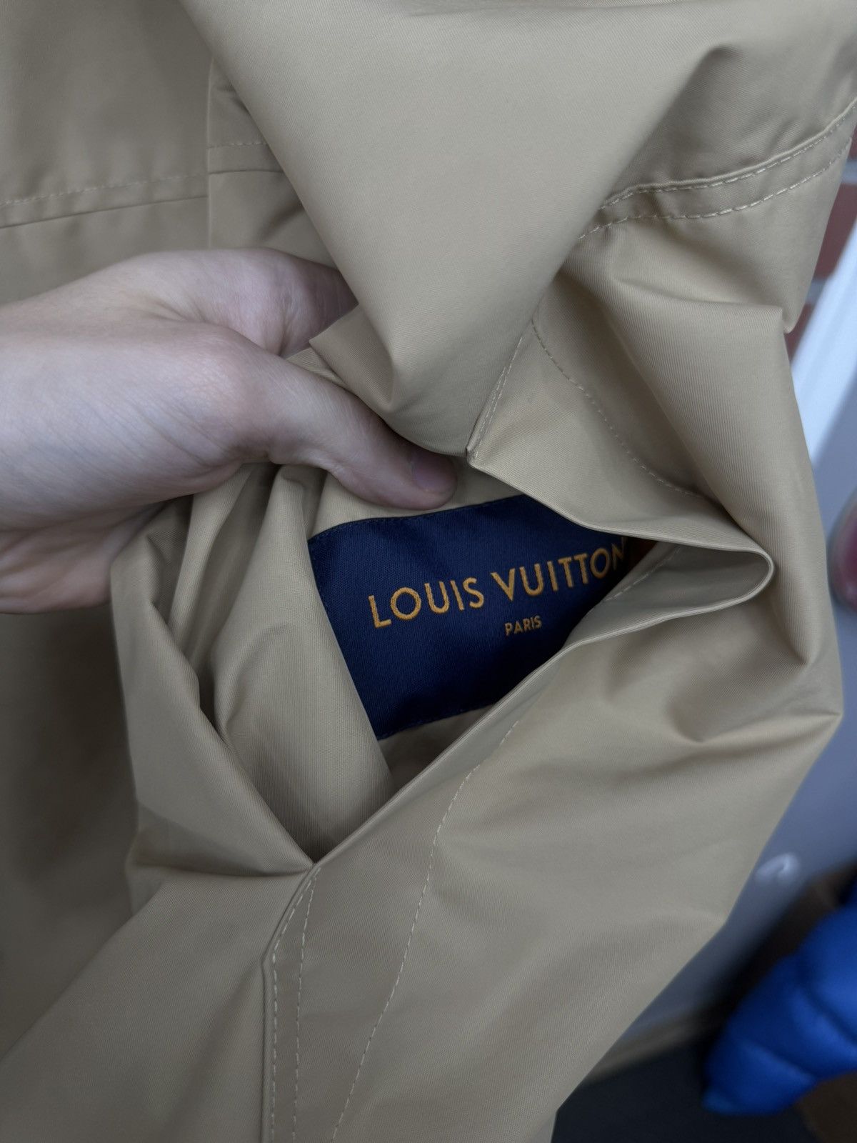 Louis Vuitton Louis Vuitton Gold Monogram Reversible Windbreaker $3000 NEW Size US L / EU 52-54 / 3 - 19 Thumbnail