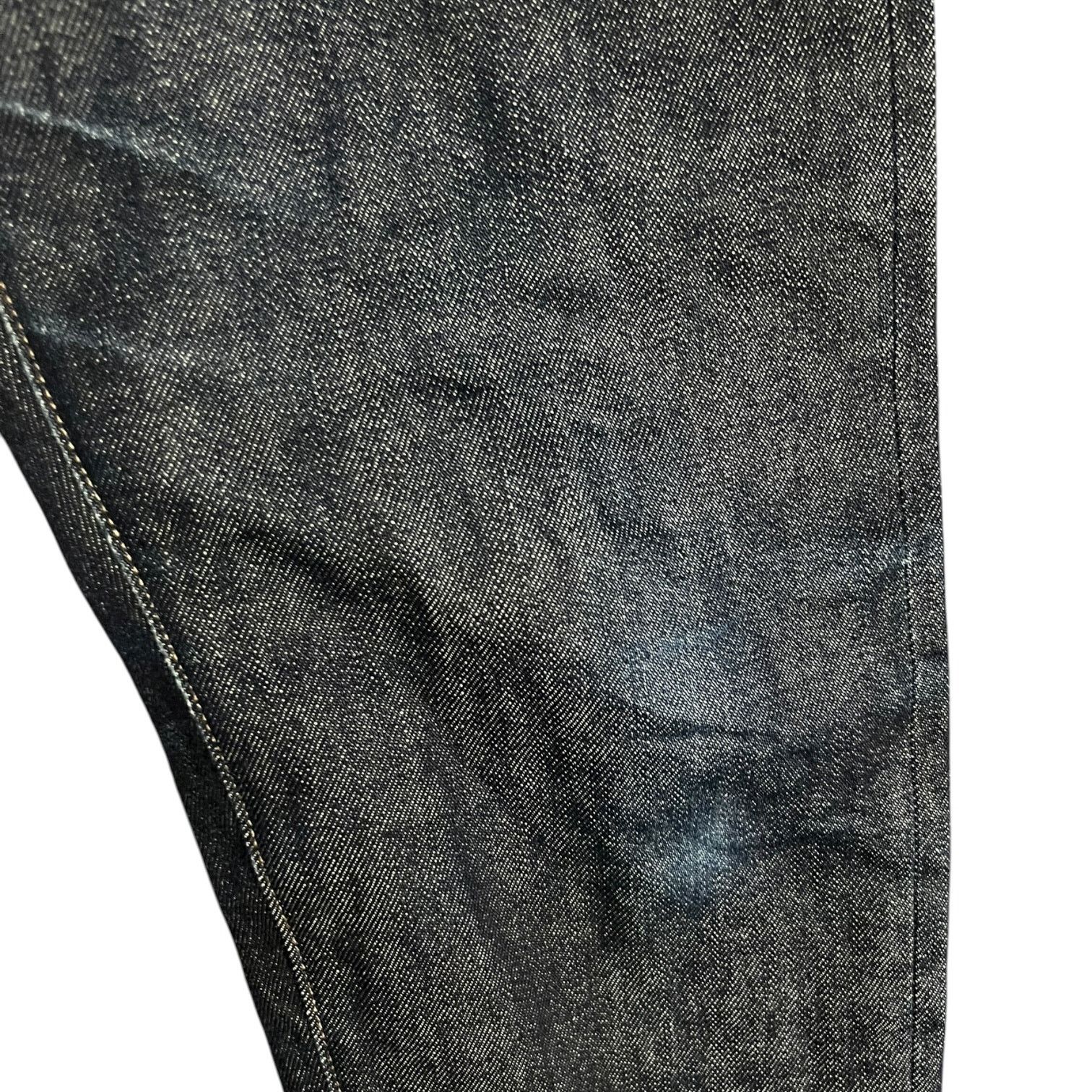Uniqlo Uniqlo Jeans Slim Straight Kaihara Dark Faded Jeans - 33x32 Size US 33 - 3 Thumbnail