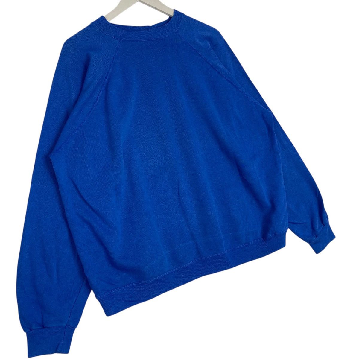Other Vintage Hanes Crewneck Sweatshirt Blue Size L Size US L / EU 52-54 / 3 - 2 Thumbnail