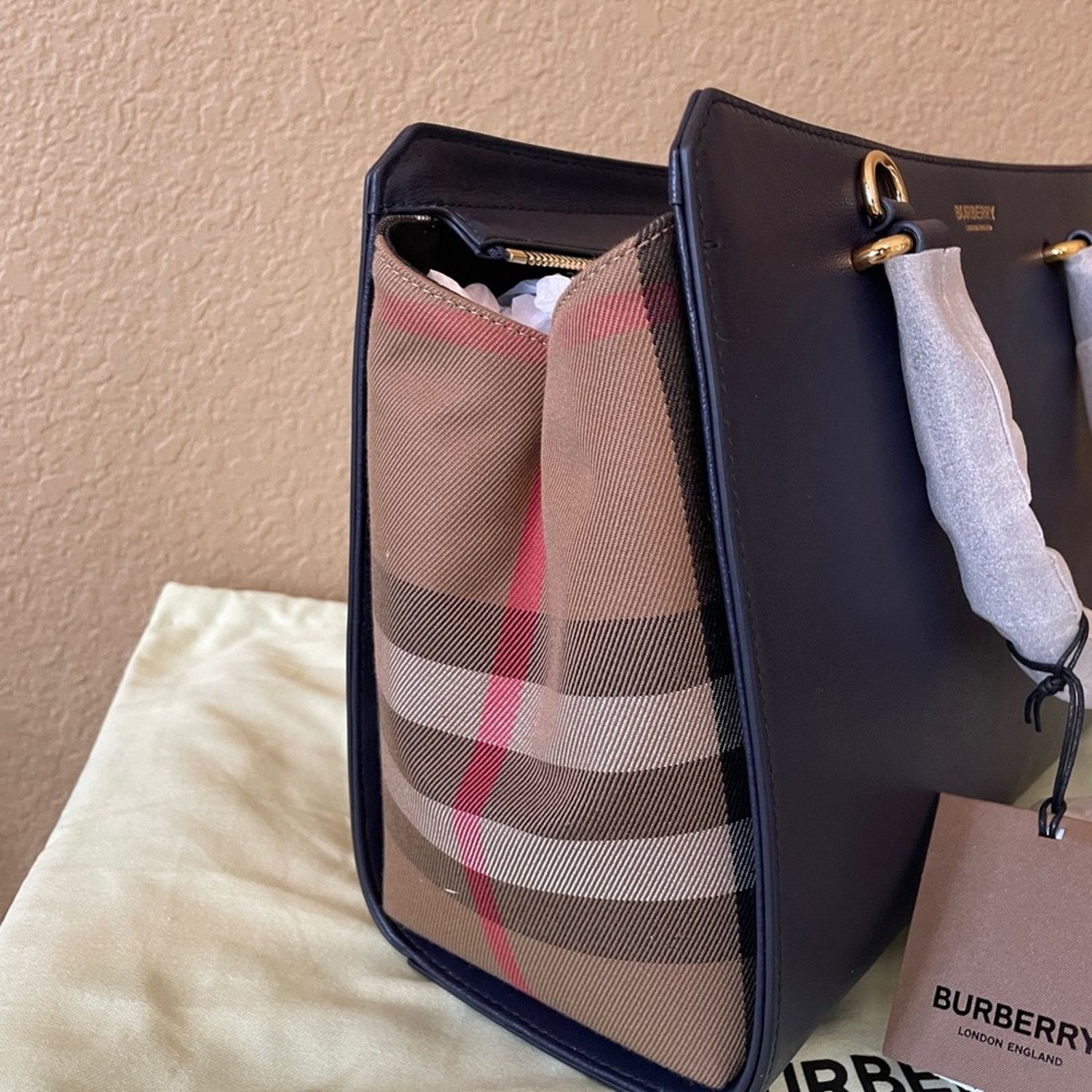Burberry Burberry Banwell Tote navy Leather Shoulder Bag New Size ONE SIZE - 7 Thumbnail