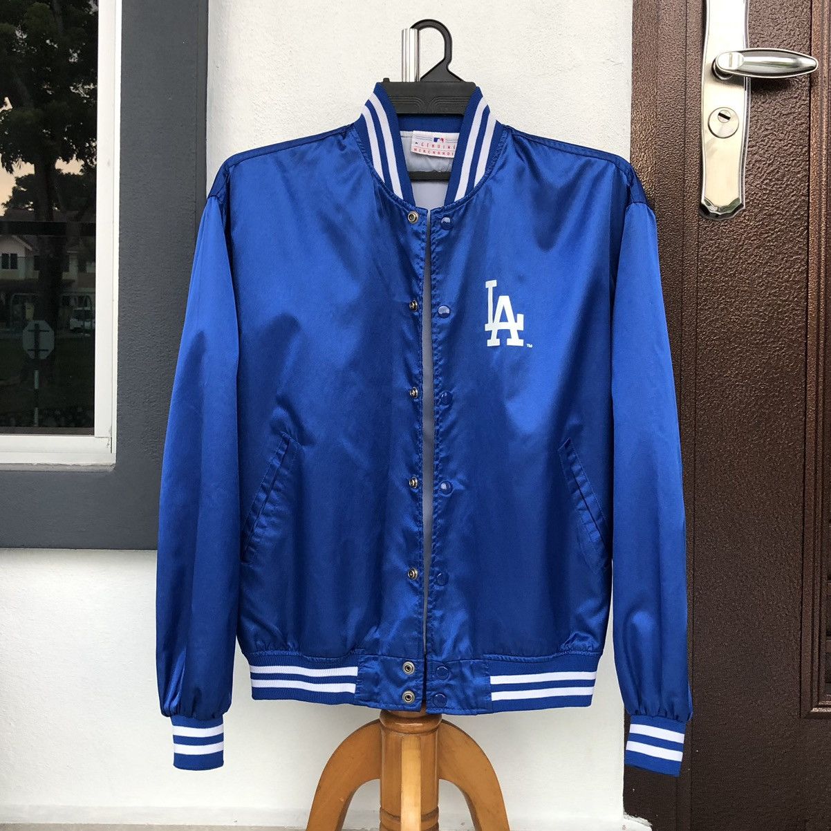 MLB Vintage Genuihe Merchandise LA Dodgers Nylon Varsity Jacket Size US L / EU 52-54 / 3 - 2 Thumbnail