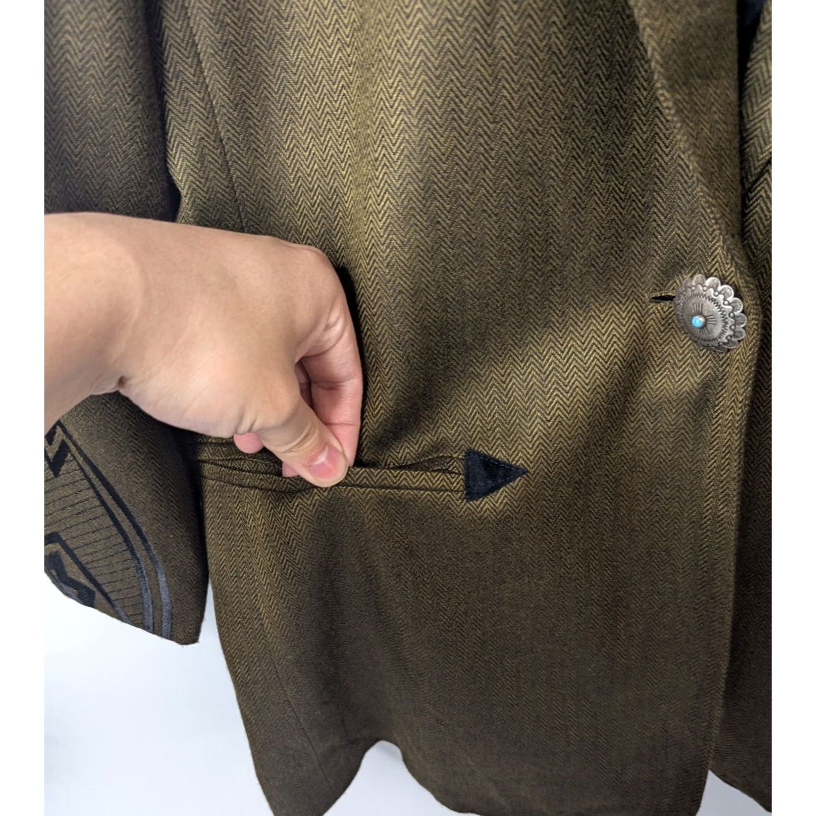 Vintage VINTAGE Saddle Ridge Western Blazer Jacket L Tan Black & Brown Collared Studded Embroidered Lightweight Blazer Womens Size L / US 10 / IT 46 - 5 Thumbnail