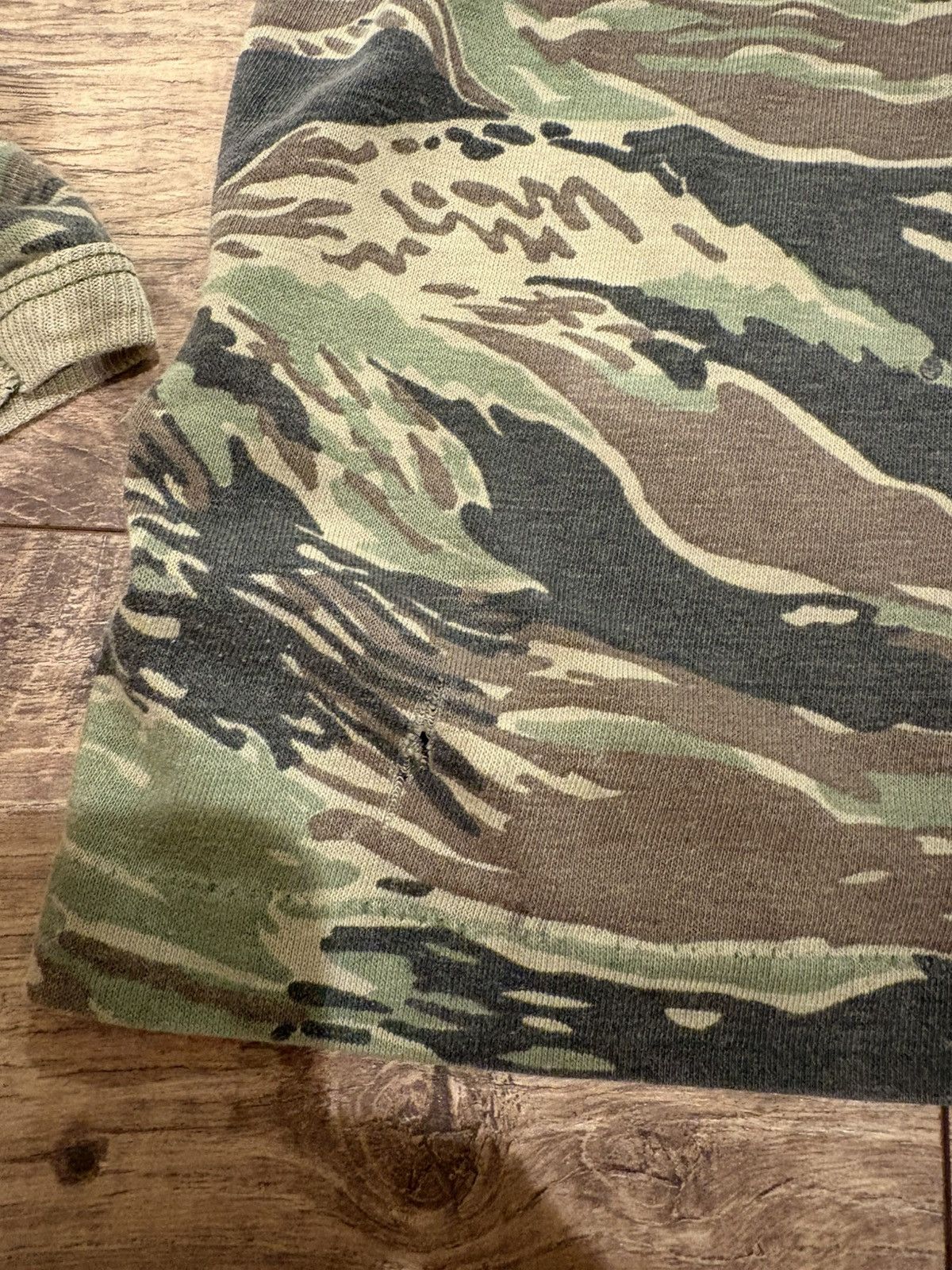 Other Vintage Military Camo Long Sleeve Size US S / EU 44-46 / 1 - 5 Thumbnail