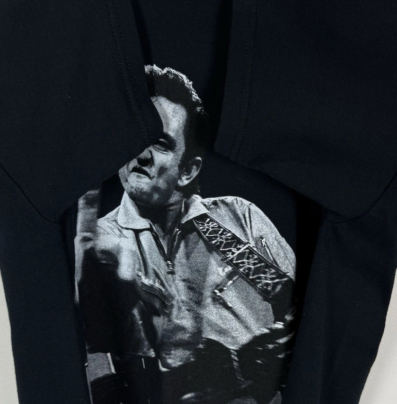 Band Tees Johnny Cash Tour 2009 T-shirts Black Country Rockabilly Rock Size US M / EU 48-50 / 2 - 6 Thumbnail