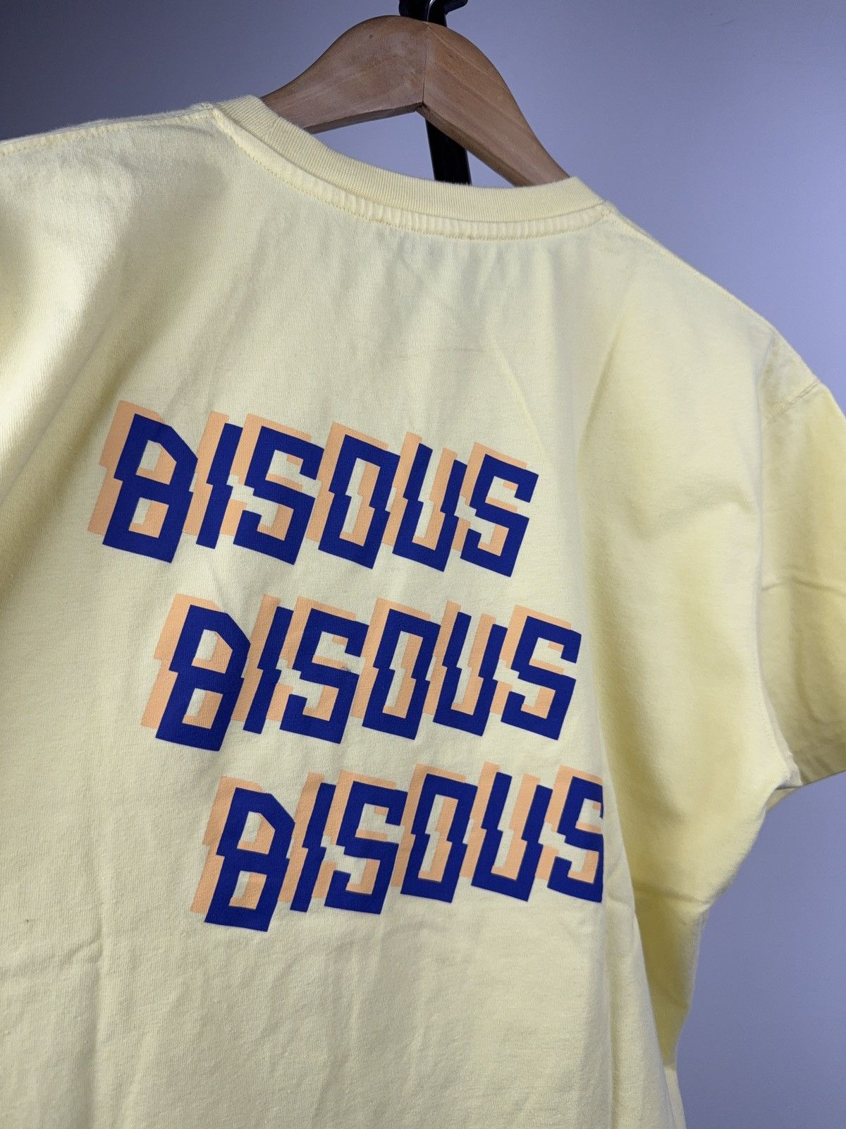 Japanese Brand Bisous France 00s Skateboards Sk8 Yellow Graphic Logo Tee Size US M / EU 48-50 / 2 - 9 Thumbnail