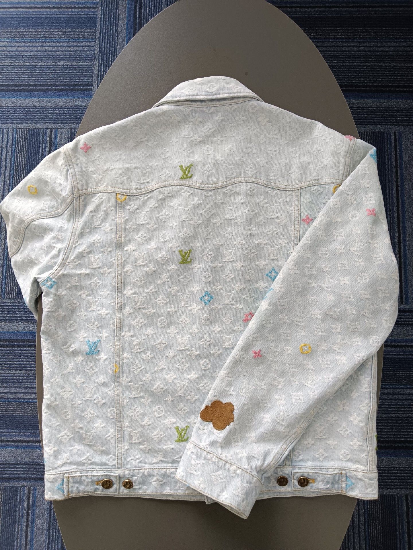 Louis Vuitton Louis Vuitton Full Print Jean Jacket Nextarrow-2412 Size US M / EU 48-50 / 2 - 2 Thumbnail