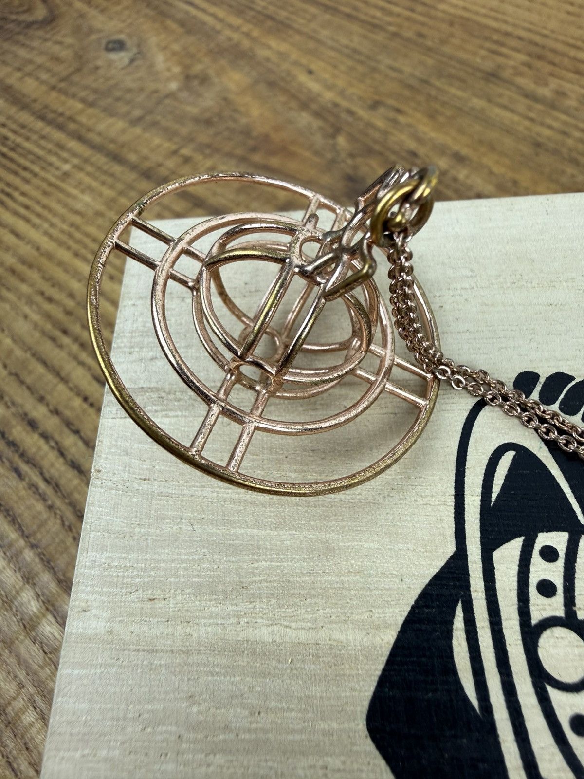 Vivienne Westwood Vivienne Westwood Thin Line 2012 3D Small Orb Necklace Size ONE SIZE - 3 Thumbnail