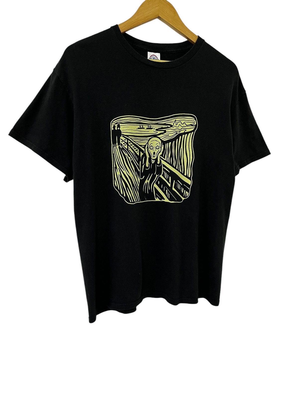 Vintage VINTAGE 00s EDVARD MUNCH THE SCREAM MUSEUM AOP ART TSHIRT Size US L / EU 52-54 / 3 - 2 Thumbnail