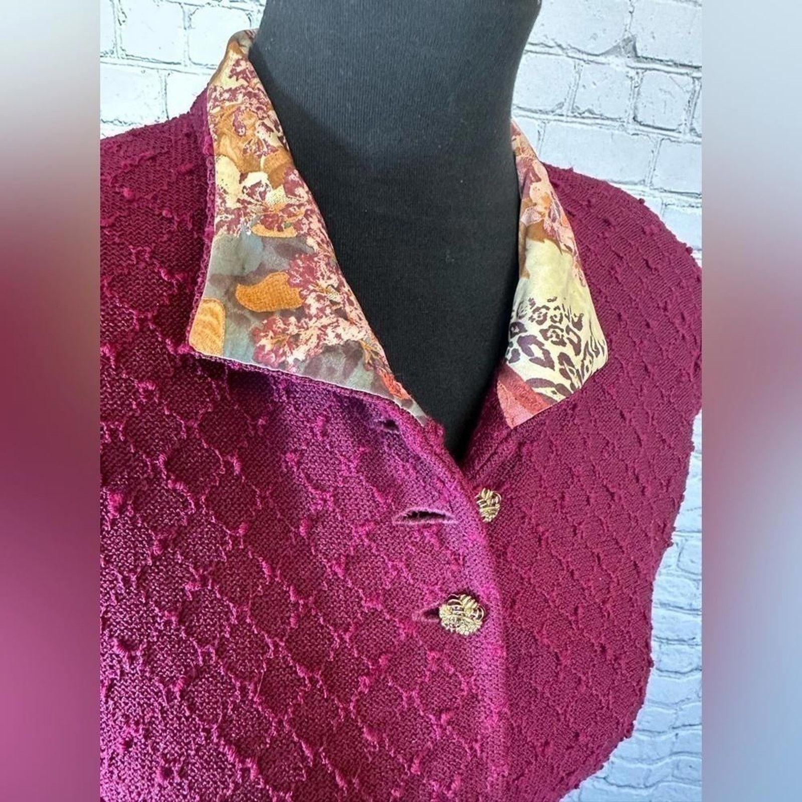 St. John St John Knit Vintage Elegant Long Coat with Floral Collar Size L / US 10 / IT 46 - 2 Thumbnail
