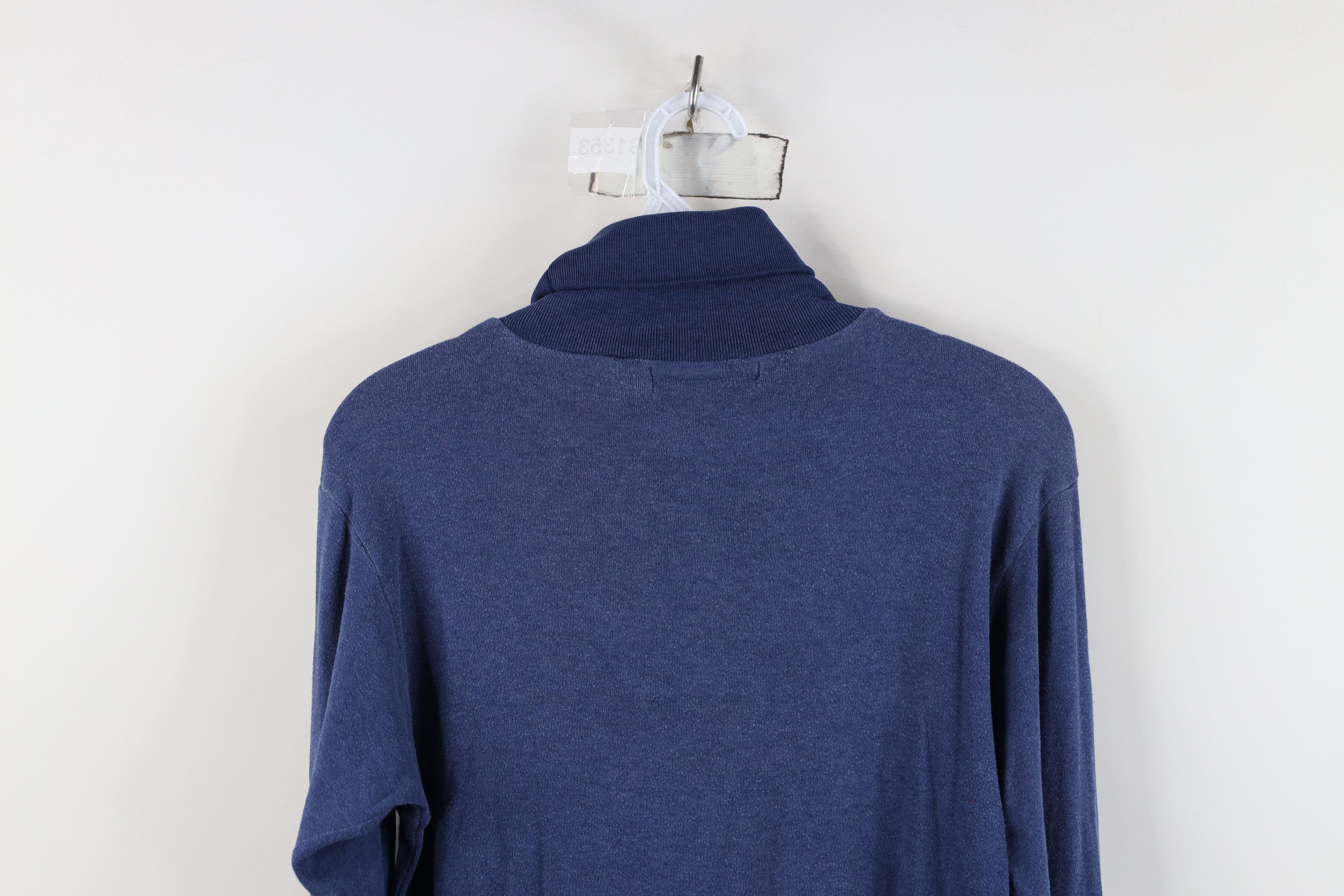 Vintage Vintage 90s University of Connecticut Turtleneck T-Shirt Size M / US 6-8 / IT 42-44 - 12 Thumbnail