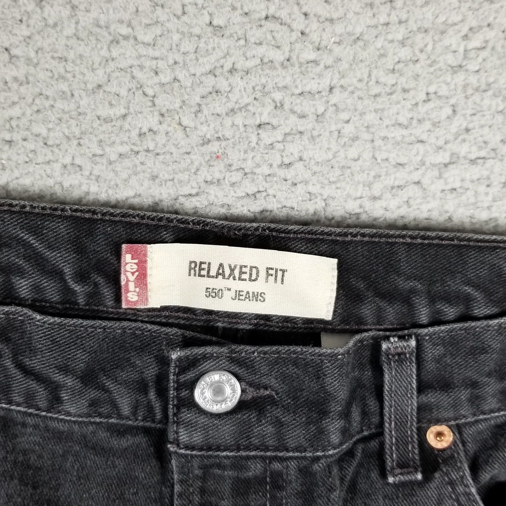 Levi's VINTAGE Levi's 550 Jeans Mens 38x32 Relaxed Fit Tapered Leg Made USA 90s Y2K Charcoal Wash Men’s Jeans Size US 38 / EU 54 - 3 Thumbnail