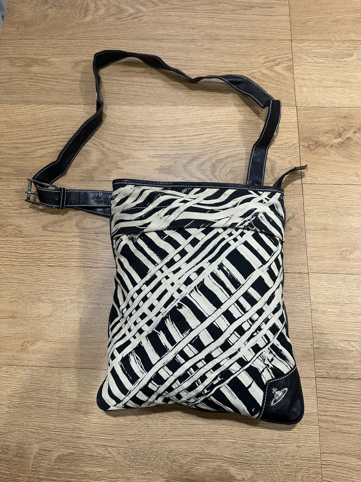Vivienne Westwood Vivienne westwood sling bag Size ONE SIZE - 1 Thumbnail