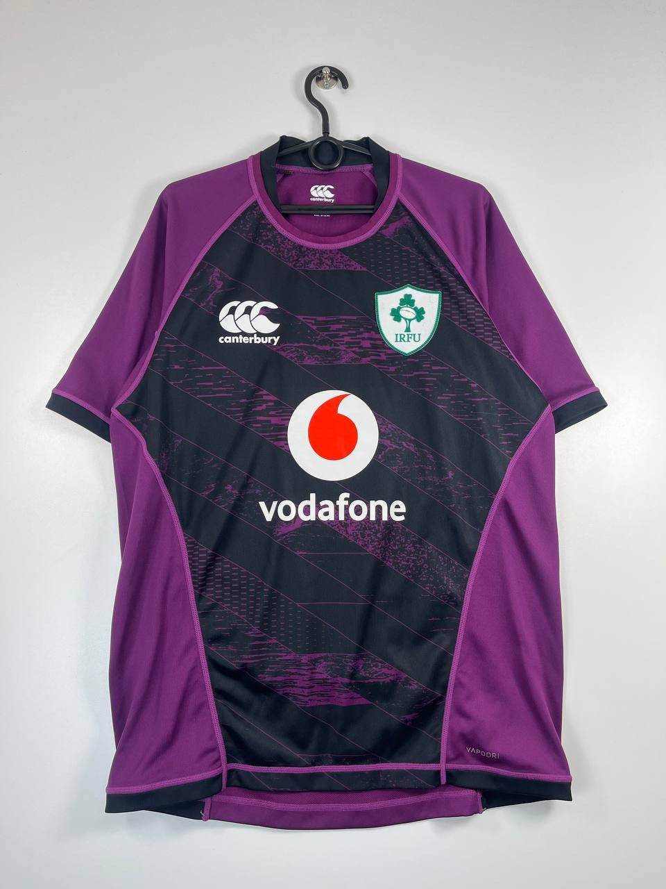 Canterbury of New Zealand Ireland Rugby 2022 2023 Away Shirt Canterbury Vodafone XL Size US XL / EU 56 / 4 - 1 Thumbnail