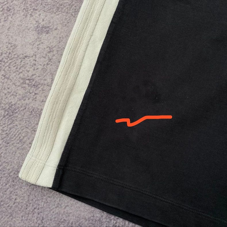 Rick Owens Rick Owens size M small Mega black and white striped shorts Size US 30 / EU 46 - 8 Thumbnail