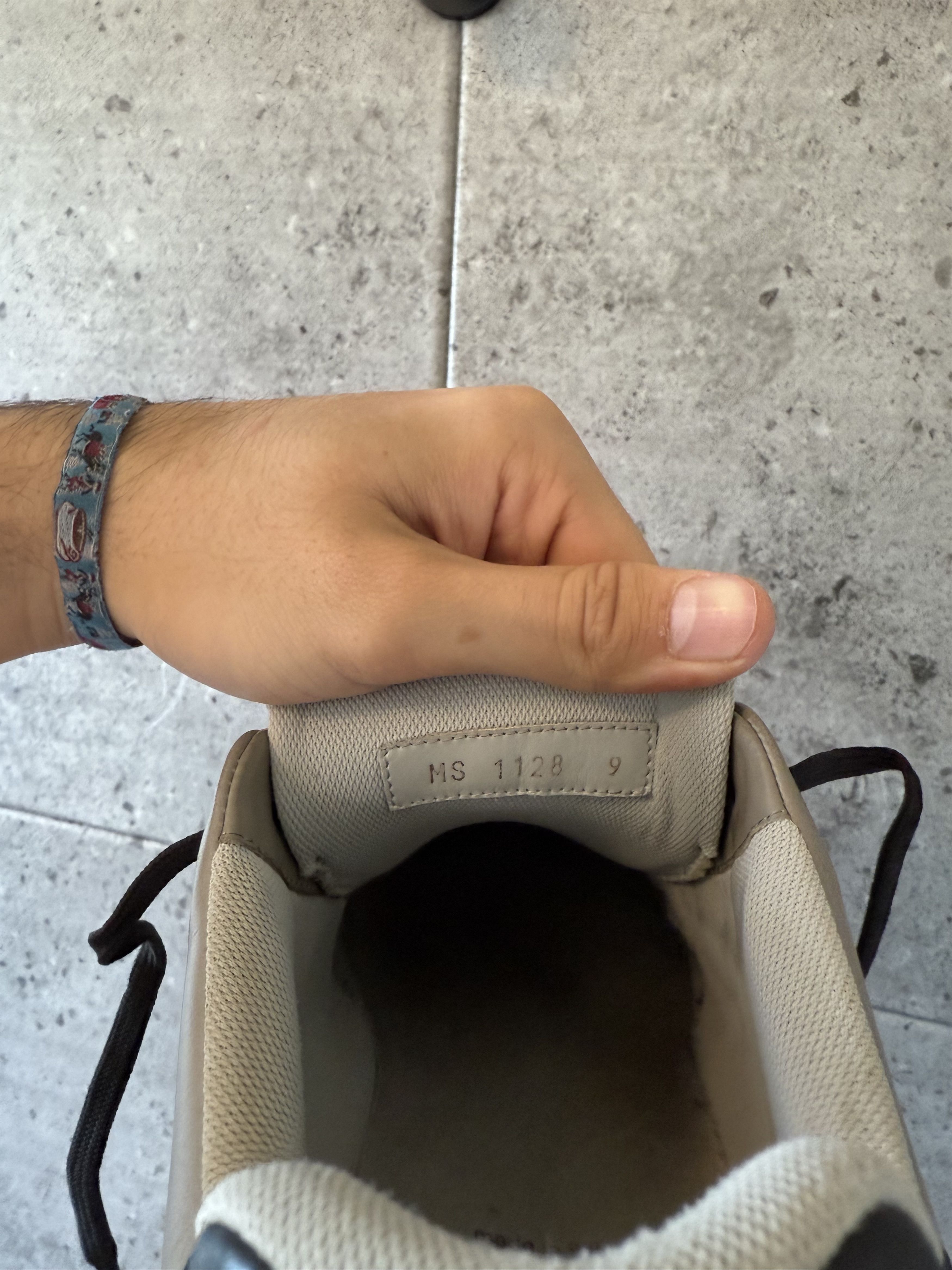Louis Vuitton × Virgil Abloh Louis Vuitton Virgil abloh og trainer sneakers Size US 9 / EU 42 - 14 Thumbnail