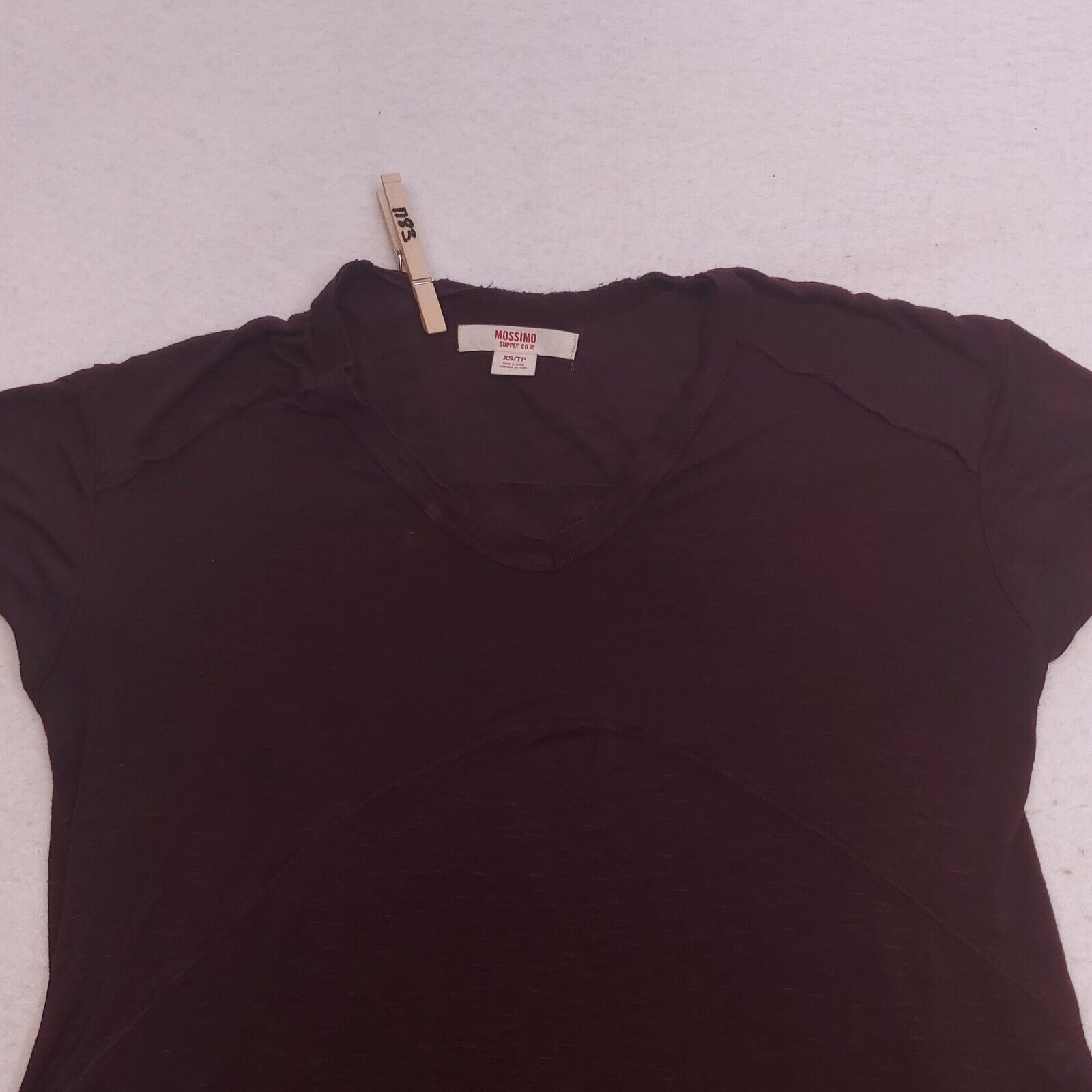 Mossimo Mossimo Casual Pullover T Shirt Womens Size XS Maroon Size XS / US 0-2 / IT 36-38 - 1 Thumbnail