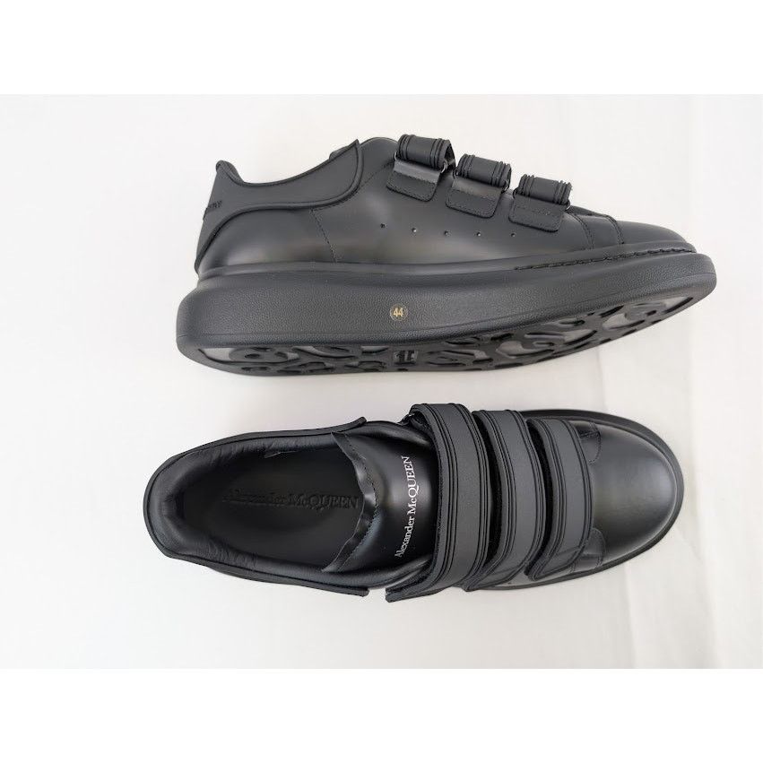 Alexander McQueen o1rshd1 Larry Oversized Triple Strap Sneaker in Black Size US 11 / EU 44 - 1 Thumbnail