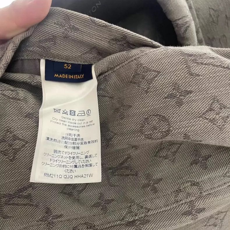 Louis Vuitton LOUIS VUITTON Grey denim full print jacket 2504-Nextarrow Size US L / EU 52-54 / 3 - 4 Thumbnail