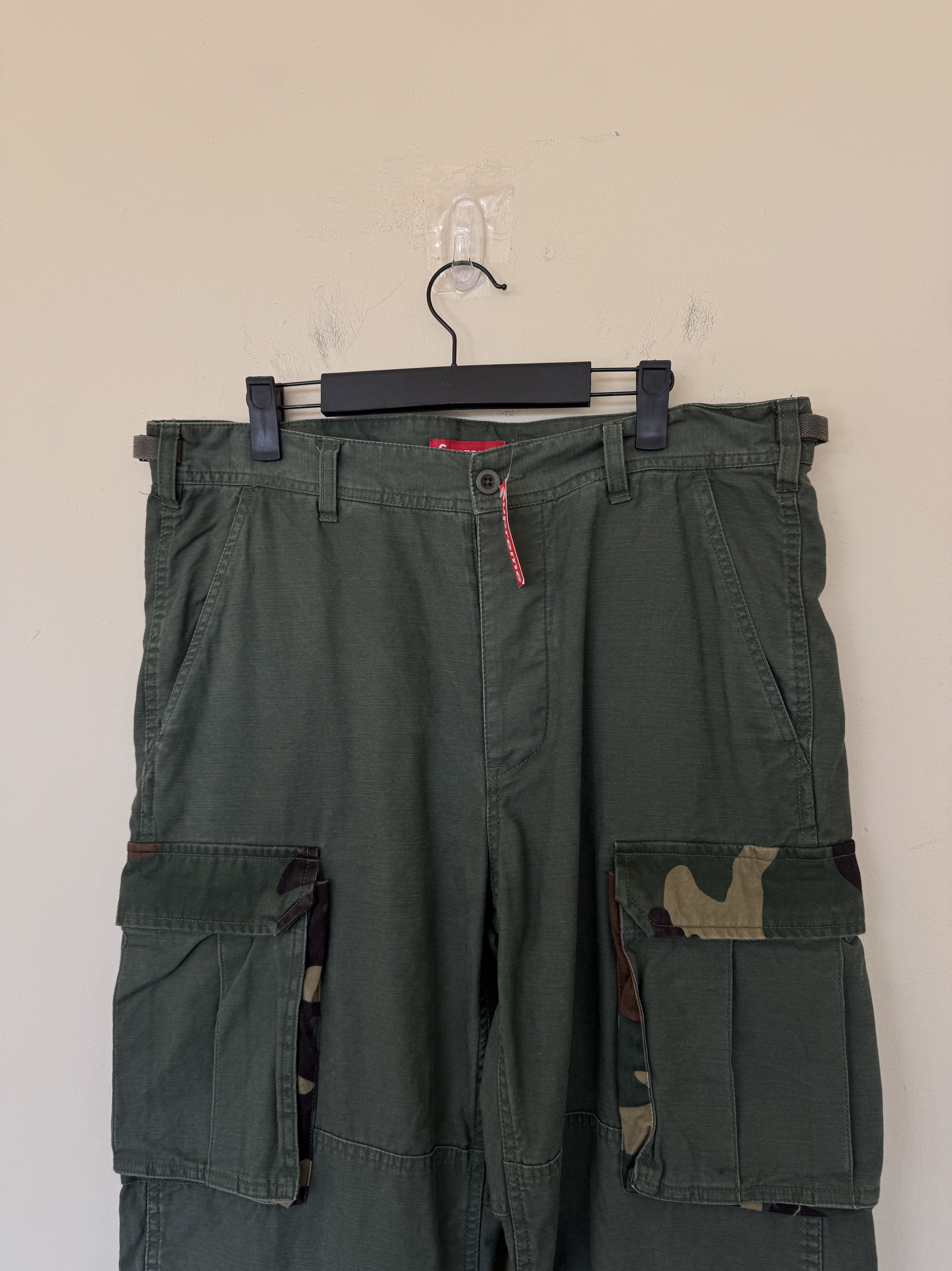 Supreme Supreme Green Cargos Size US 34 / EU 50 - 4 Thumbnail