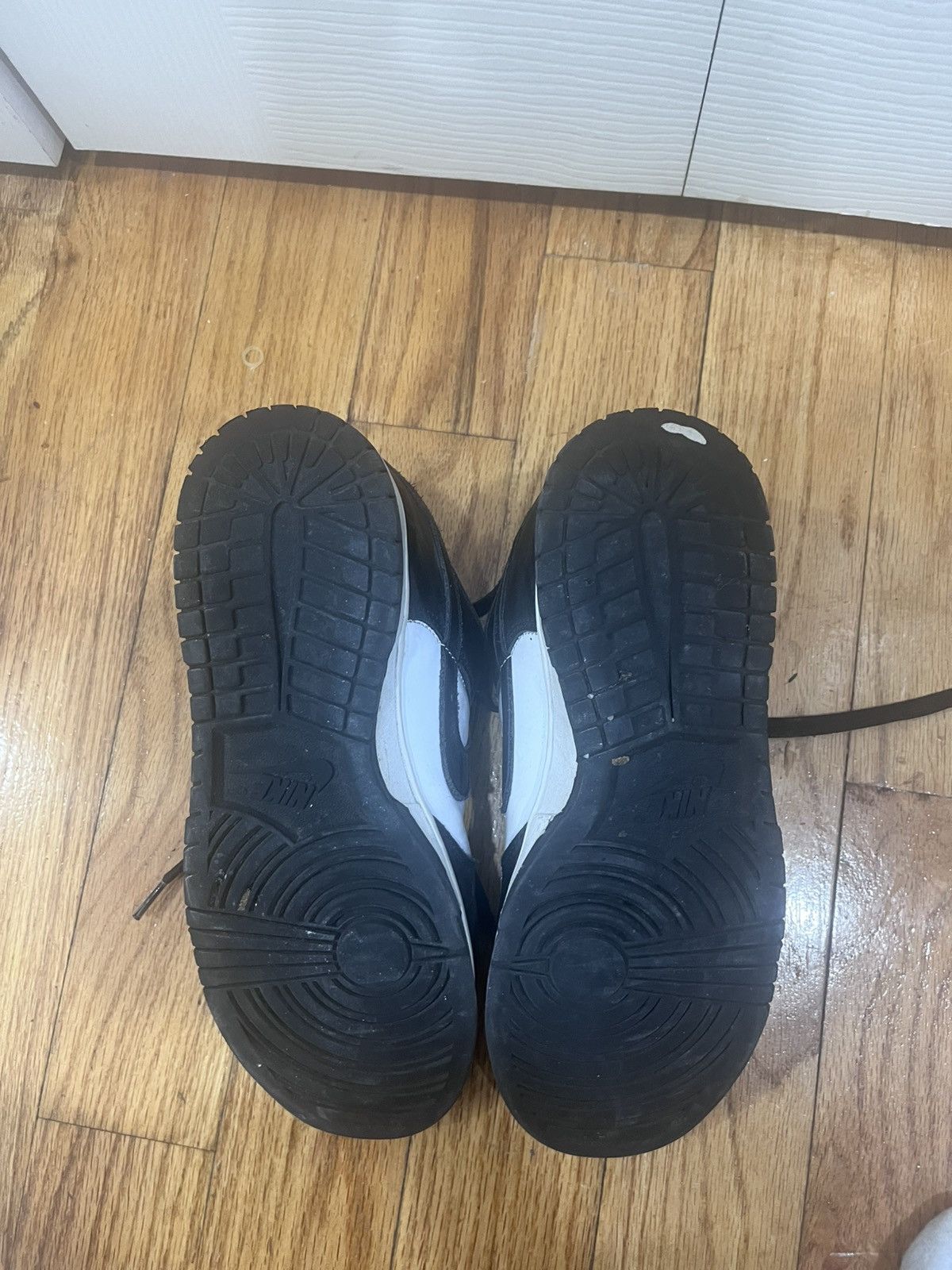 Nike Nike panda dunks Size US 9 / EU 42 - 3 Thumbnail