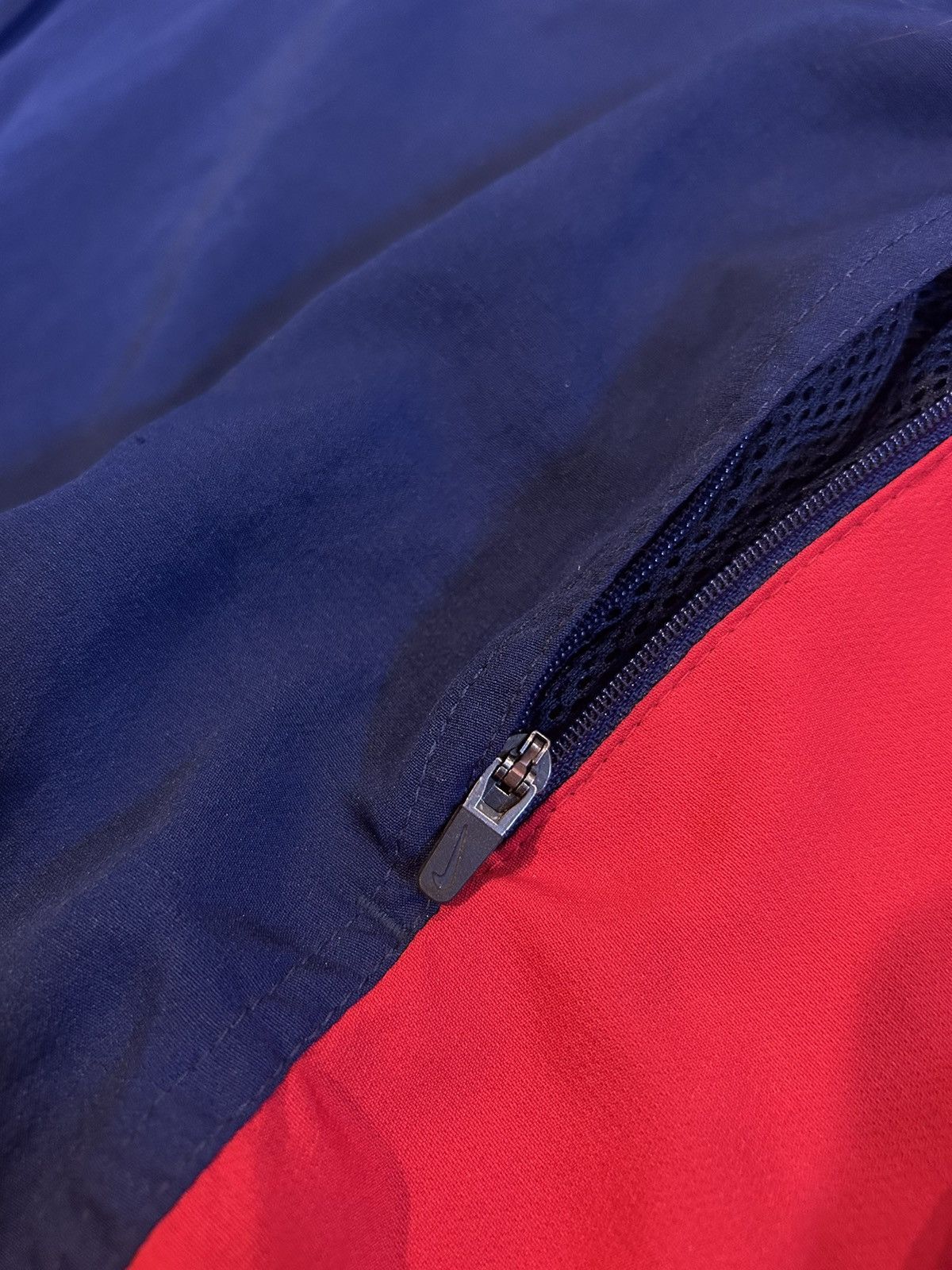 Nike 96/98 USMNT Light Training Jacket Size US L / EU 52-54 / 3 - 13 Thumbnail