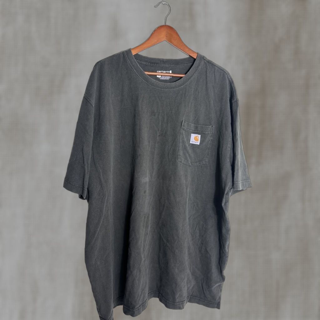 Carhartt Carhartt Shirt Mens 2XL Short Sleeve Green Loose Fit Oil Stains Size US XXL / EU 58 / 5 - 1 Thumbnail