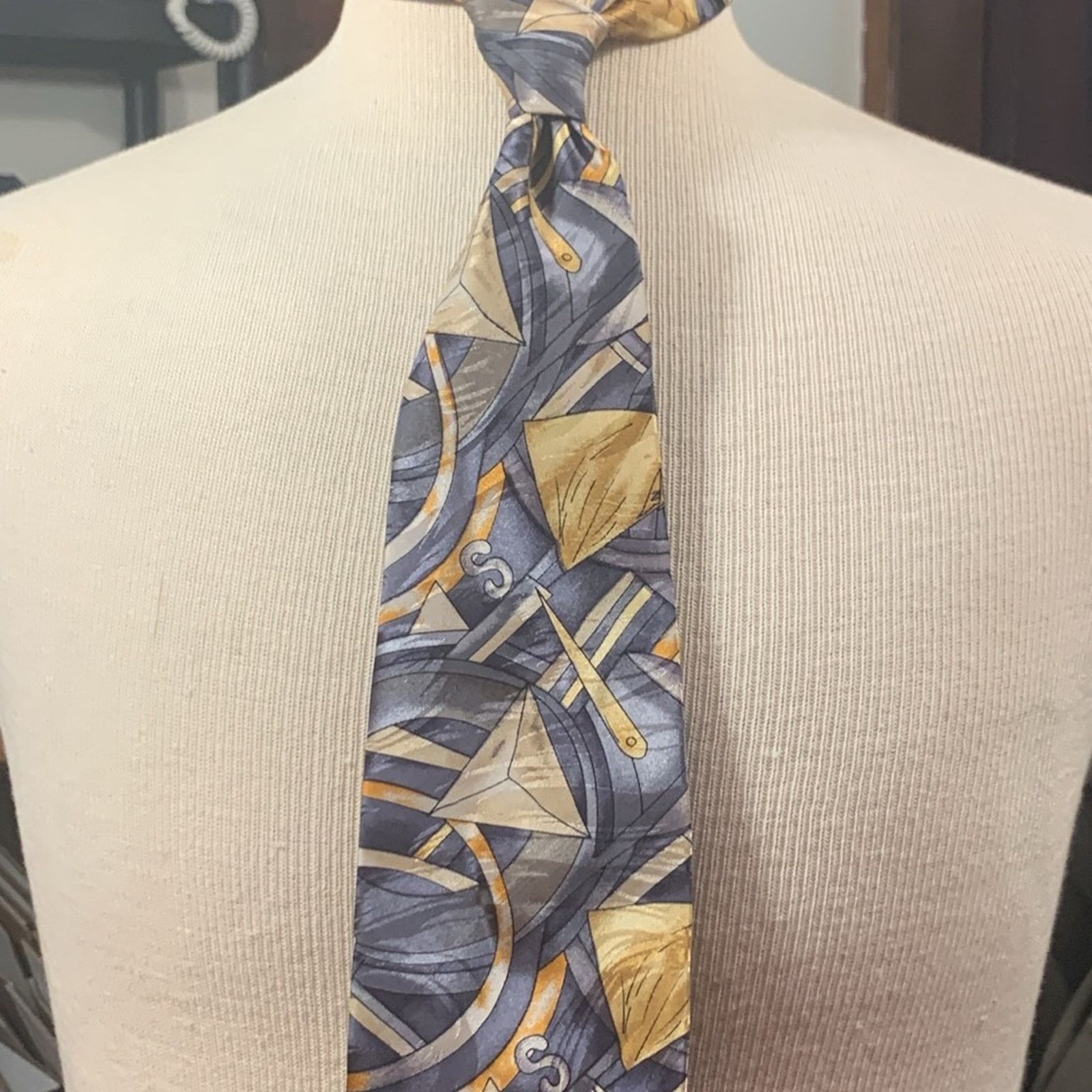 Vintage J. Garcia,Grateful Dead abstract modernist 100% silk necktie Size ONE SIZE - 5 Thumbnail