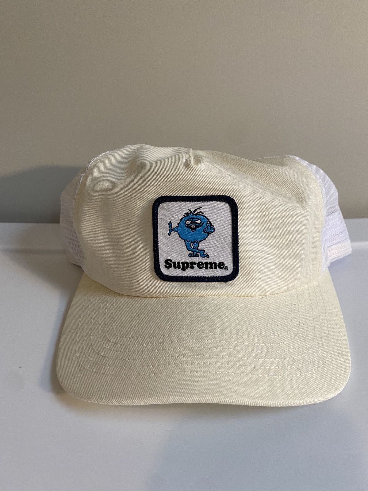 Supreme Camacho Mesh Back Trucker Size ONE SIZE - 1 Thumbnail