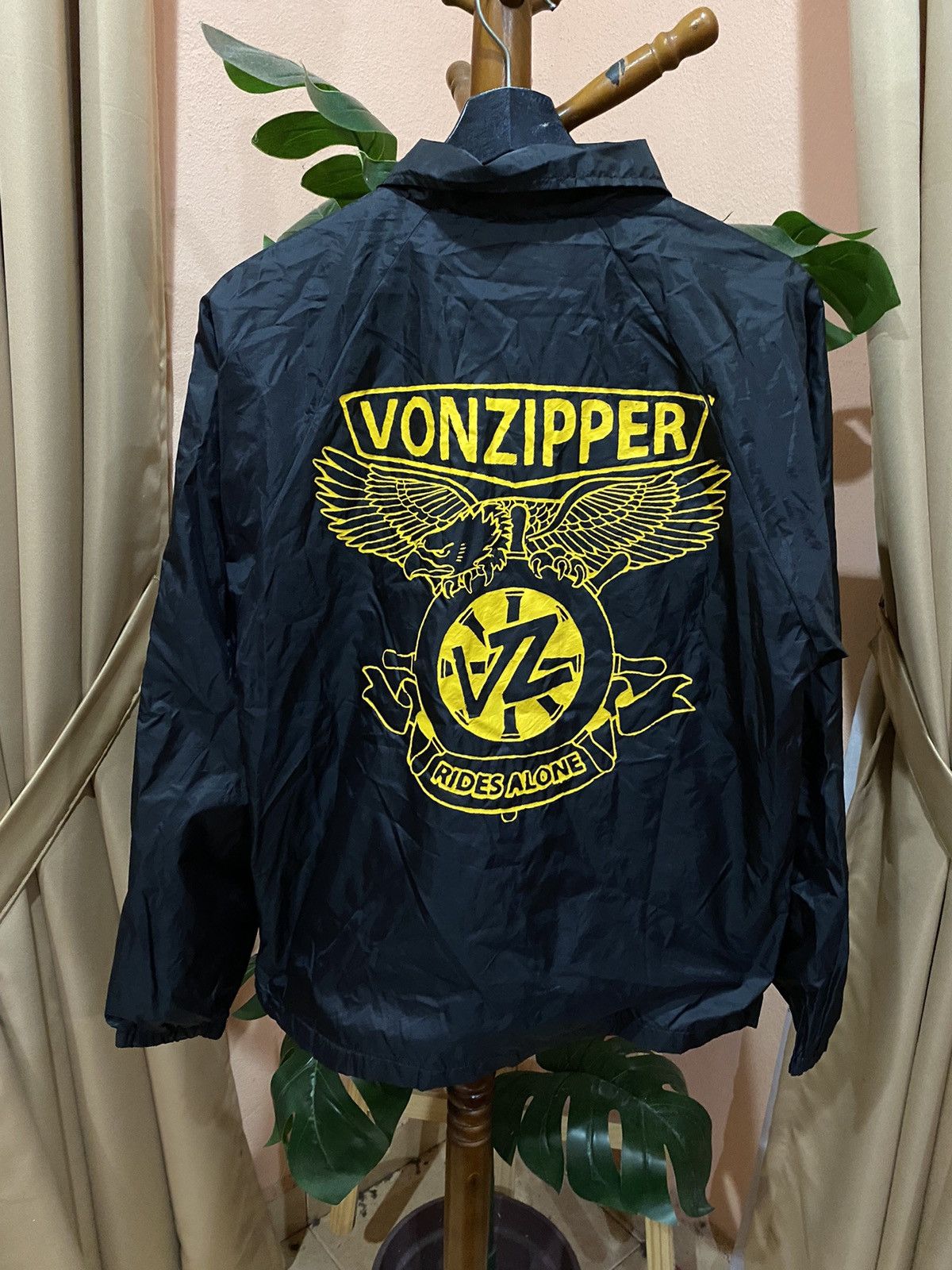 VonZipper VonZipper Coach Jacket – “Rides Alone” Black & Yellow, Size US S / EU 44-46 / 1 - 1 Thumbnail