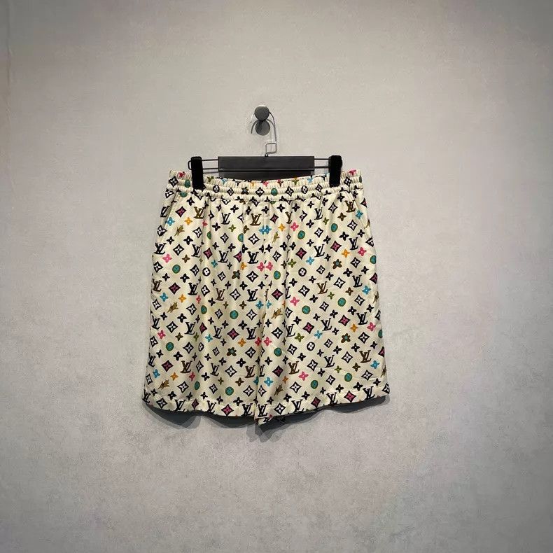 Louis Vuitton Louis Vuitton size US 48 Color logo printed shorts Size US 32 / EU 48 - 2 Thumbnail