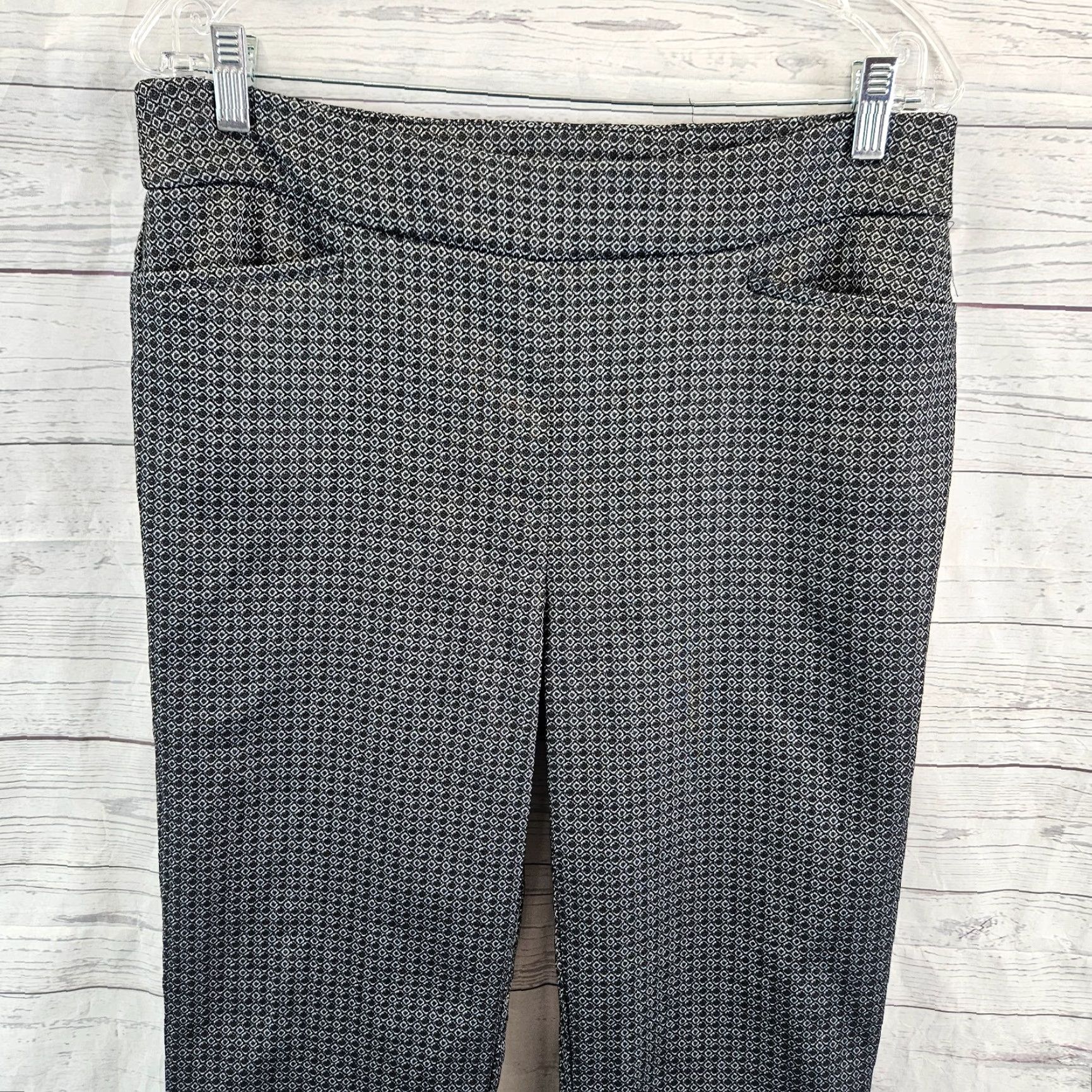 Vintage Chico's Womens Ankle Pants Sz 12 Black Geometric Pull On High Rise Pants Women 12 Black Geometric Ankle Chicos Womens Pants Size 34" / US 12 / IT 48 - 2 Thumbnail