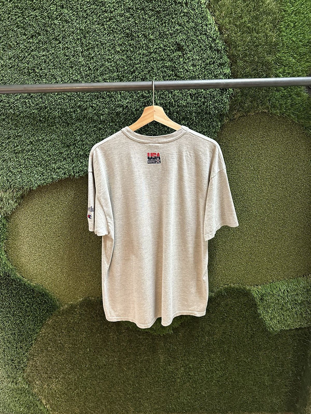 Vintage Vintage Champion USA Basketball T-shirt Large Size US L / EU 52-54 / 3 - 2 Thumbnail