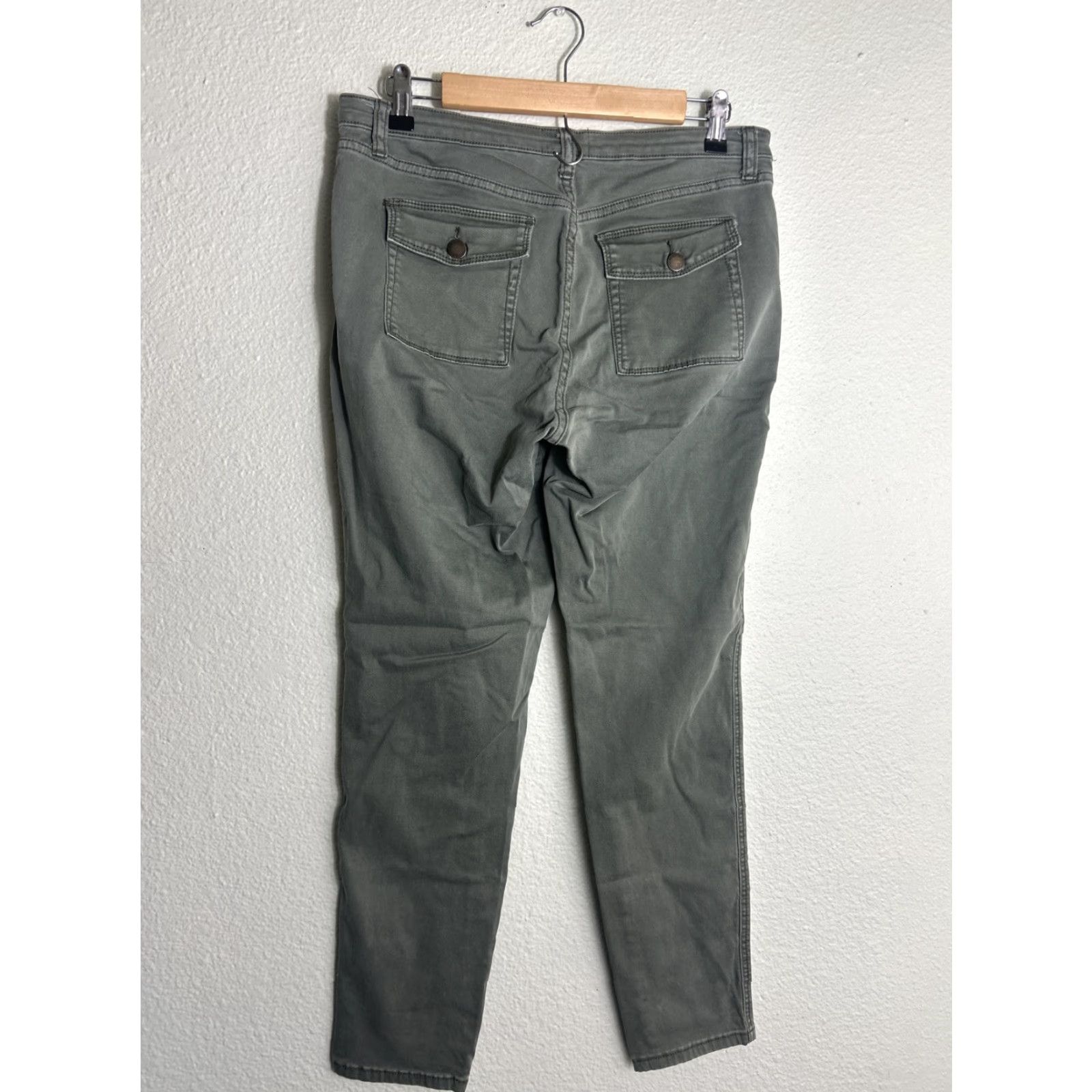 Vintage **Caslon Army Green Women Utility Pants Size 29** User: **Caslon Women's Army Green Utility Pants Size 29** Size 29" - 7 Thumbnail