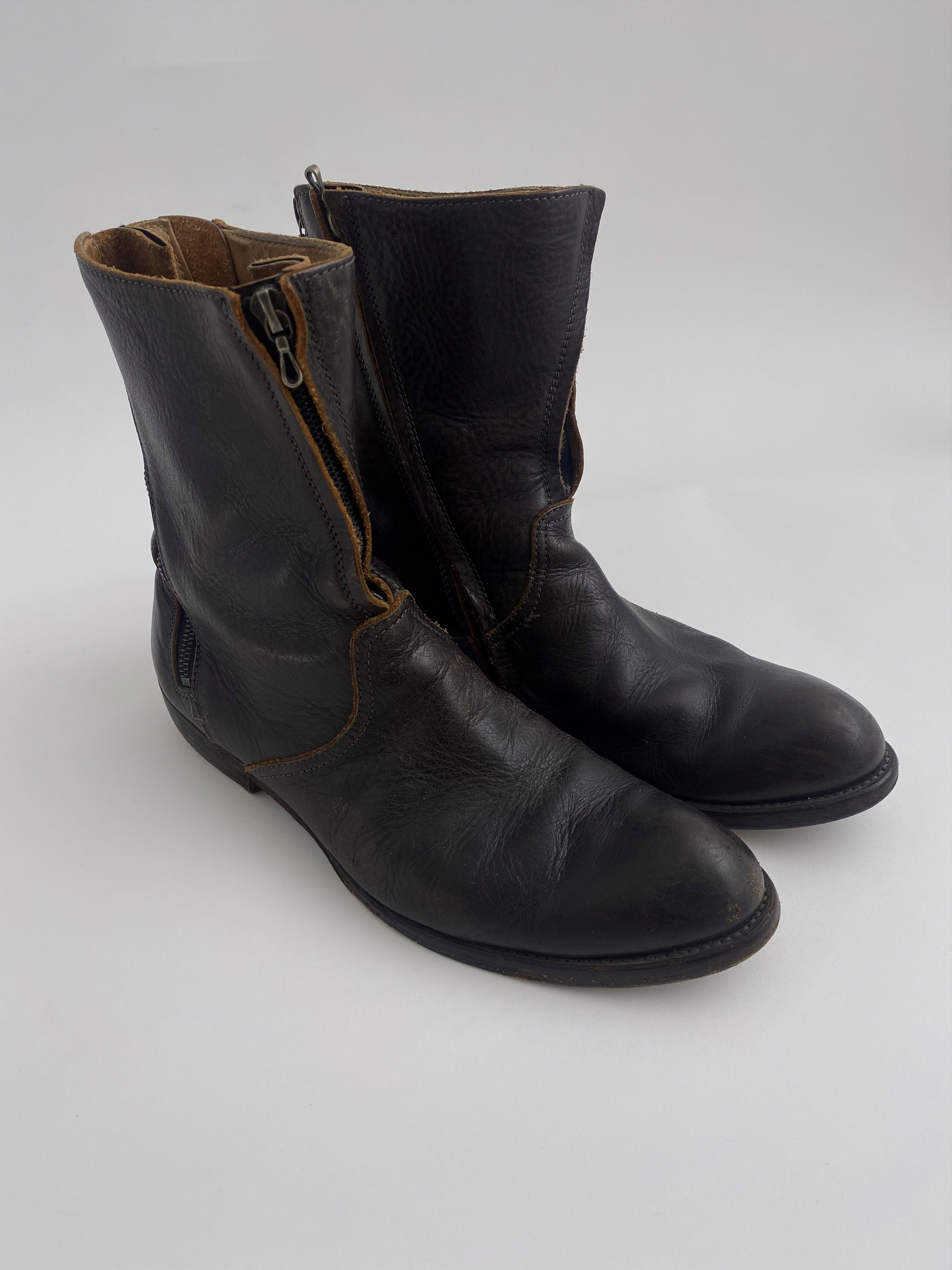The Viridi-anne The Viridi Anne Leather Spiral Zip Boots Size US 10 / EU 43 - 2 Thumbnail