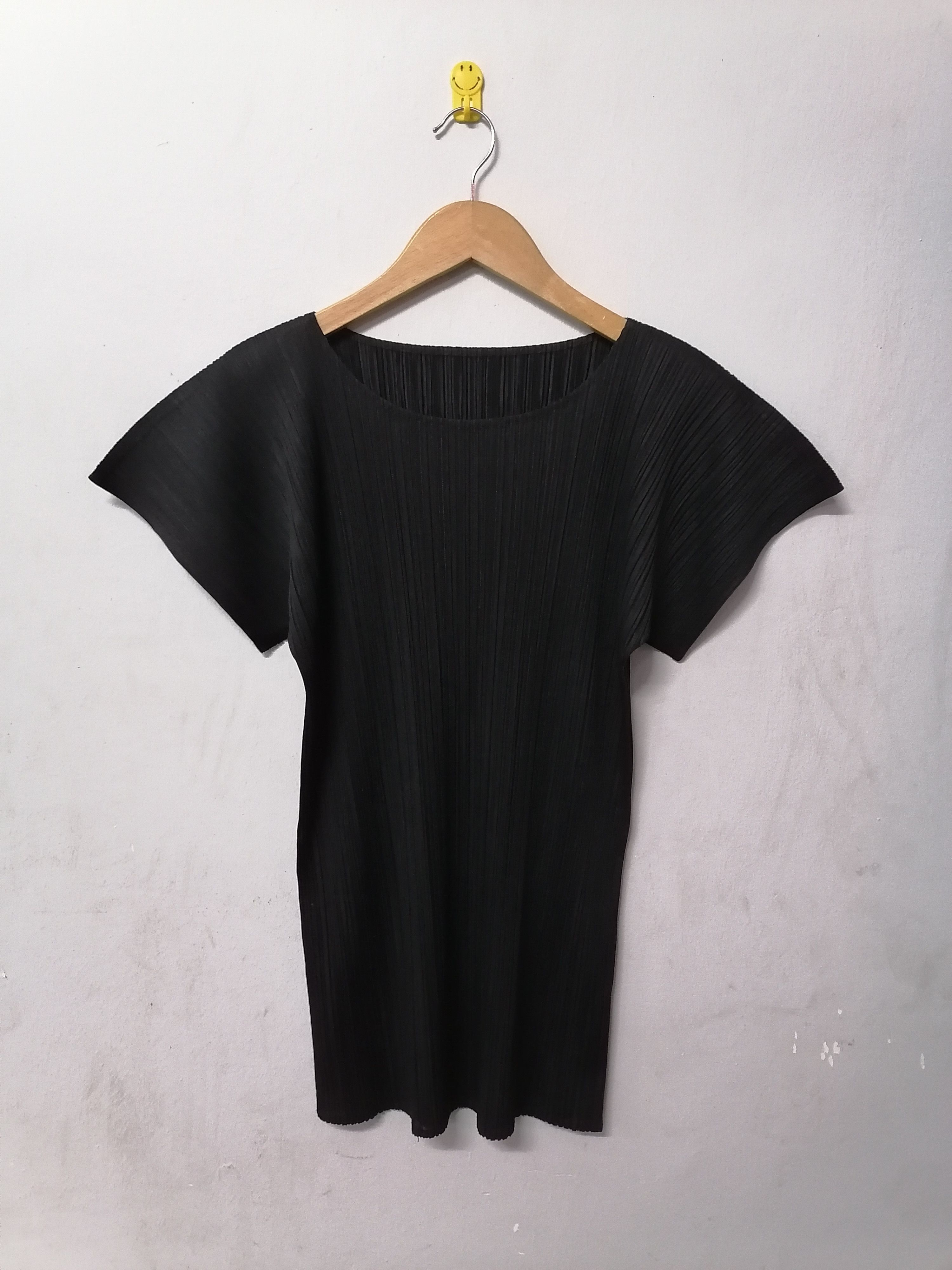 Issey Miyake × Pleats Please Issey Miyake Issey Miyake Pleats Please Round Neck Shirts Size M / US 6-8 / IT 42-44 - 1 Thumbnail