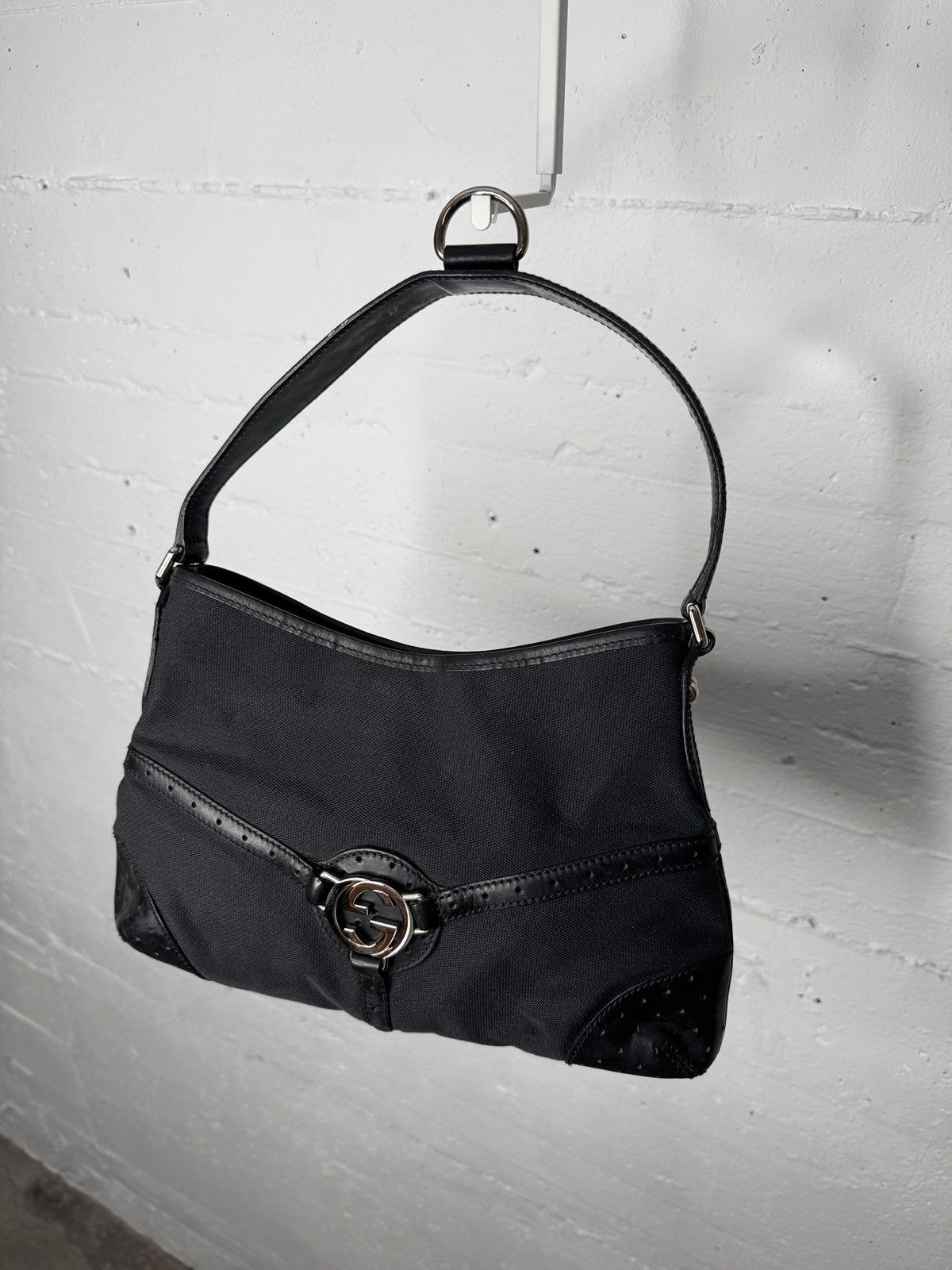 Gucci Gucci Interlocking GG Black Canvas Hobo Bag Size ONE SIZE - 2 Thumbnail