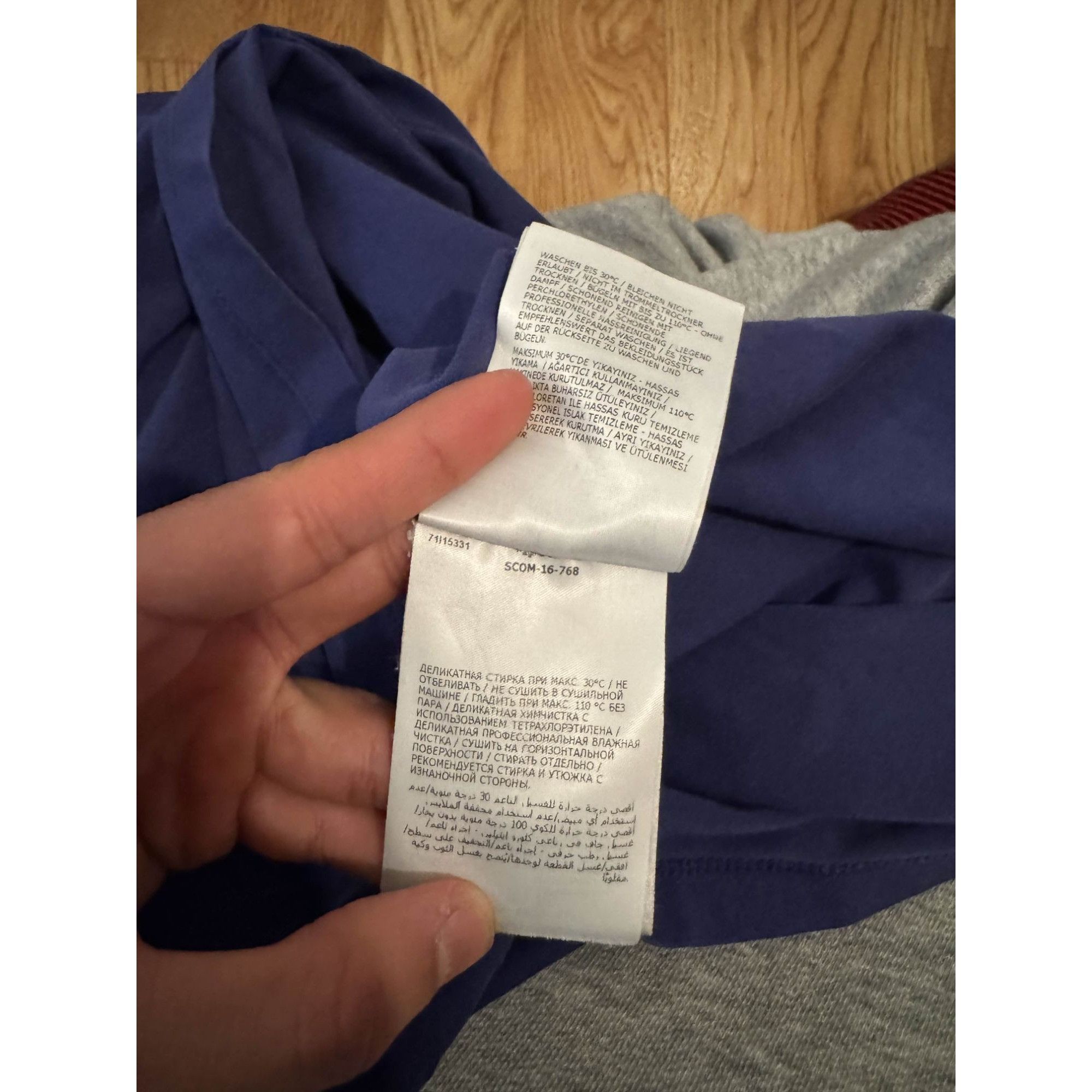 Moncler Moncler Logo T-Shirt Size US M / EU 48-50 / 2 - 8 Thumbnail