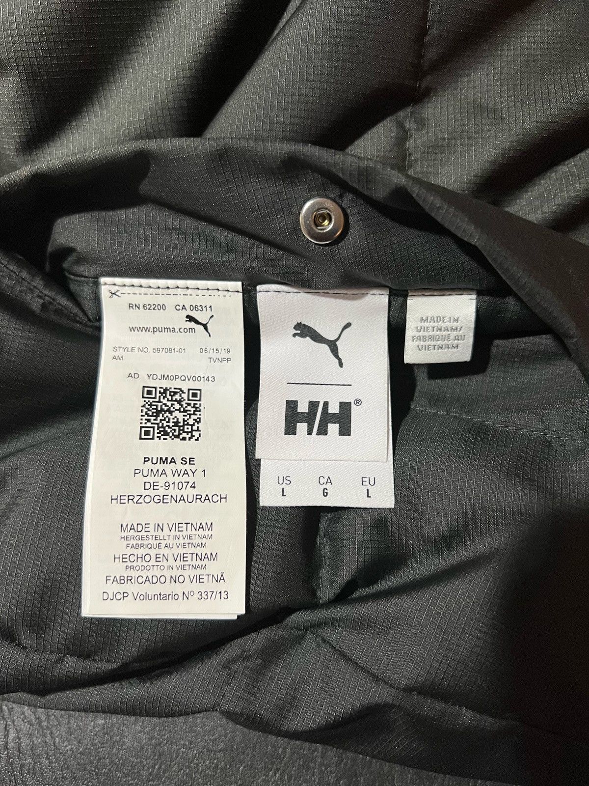 Helly Hansen × Puma PUMA x HELLY HANSEN JACKET Size US L / EU 52-54 / 3 - 9 Thumbnail