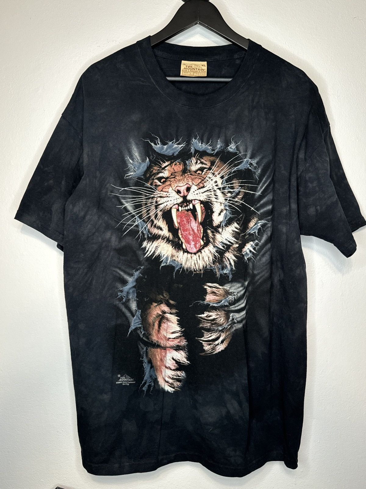 The Mountain × Vintage The Mountain Mens XL Roaring Tiger Breakout T-Shirt y2k 2005 Size US XL / EU 56 / 4 - 1 Thumbnail