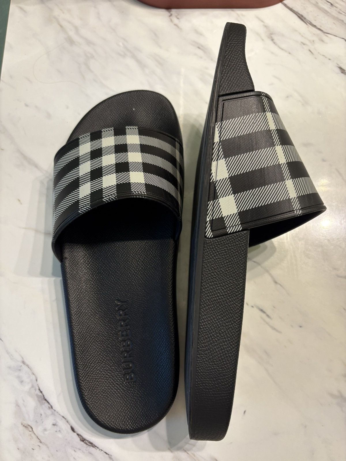 Burberry Prorsum Burberry Check Slides Size US 8 / EU 41 - 4 Thumbnail