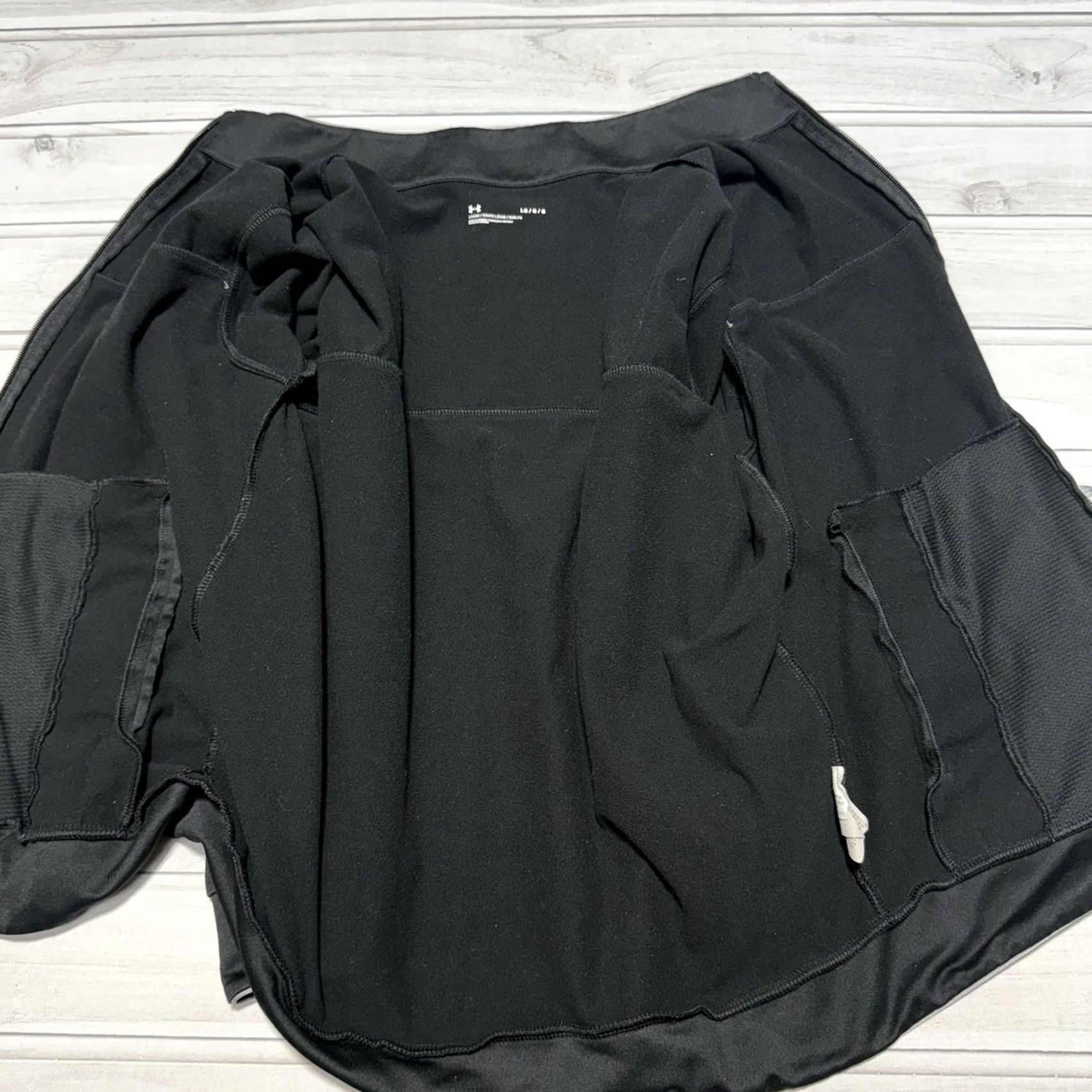 Under Armour Under Armour Track Jacket Mens L Black Full Zip Project Rock Iron Paradise Sports Jacket Regular Fit Size US L / EU 52-54 / 3 - 3 Thumbnail