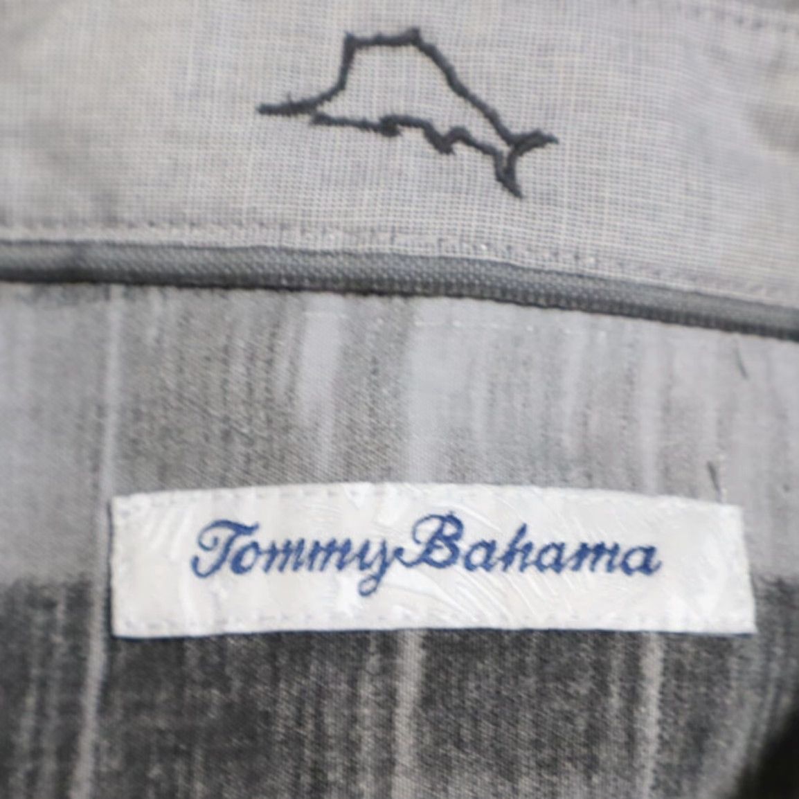 Tommy Bahama Tommy Bahama Camp Hawaiian Silk Solid Button Up Shirt Gray Men's L Size US L / EU 52-54 / 3 - 5 Thumbnail