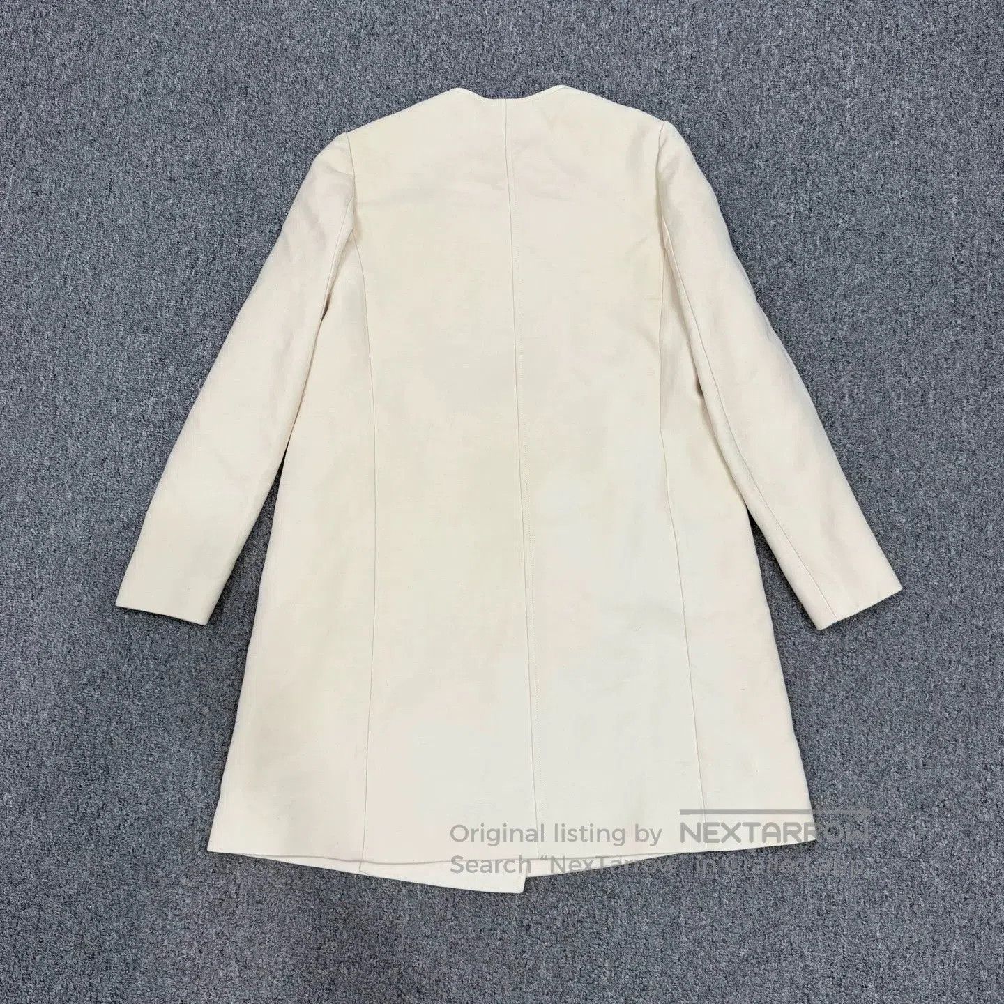 Valentino Valentino Wool Coat with Chinese Knot. Size US M / EU 48-50 / 2 - 2 Thumbnail