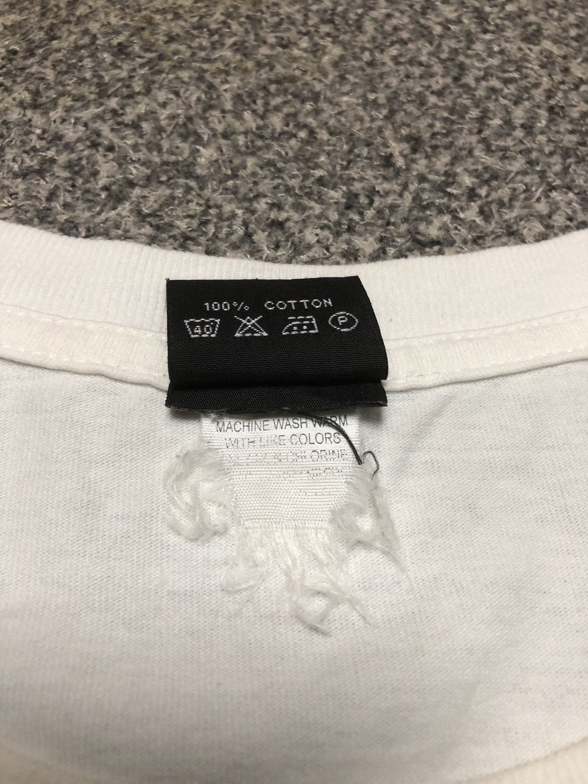 Quiksilver Vintage Y2K Quiksilver All Logo Surfing Tshirt Size US L / EU 52-54 / 3 - 17 Thumbnail