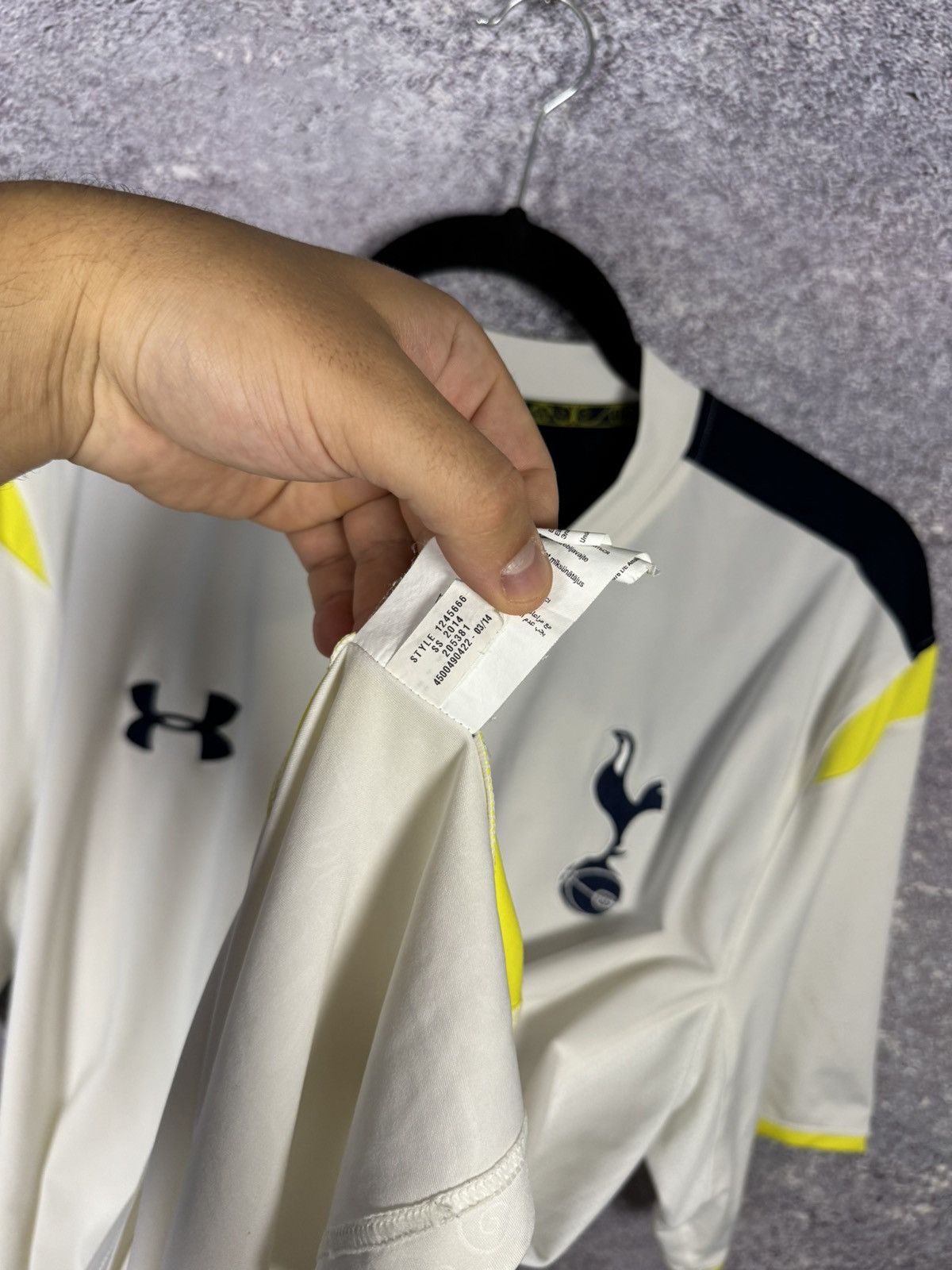 Under Armour Tottenham Hotspur 2014/15 Under Armour Training Jersey Size US XL / EU 56 / 4 - 10 Thumbnail